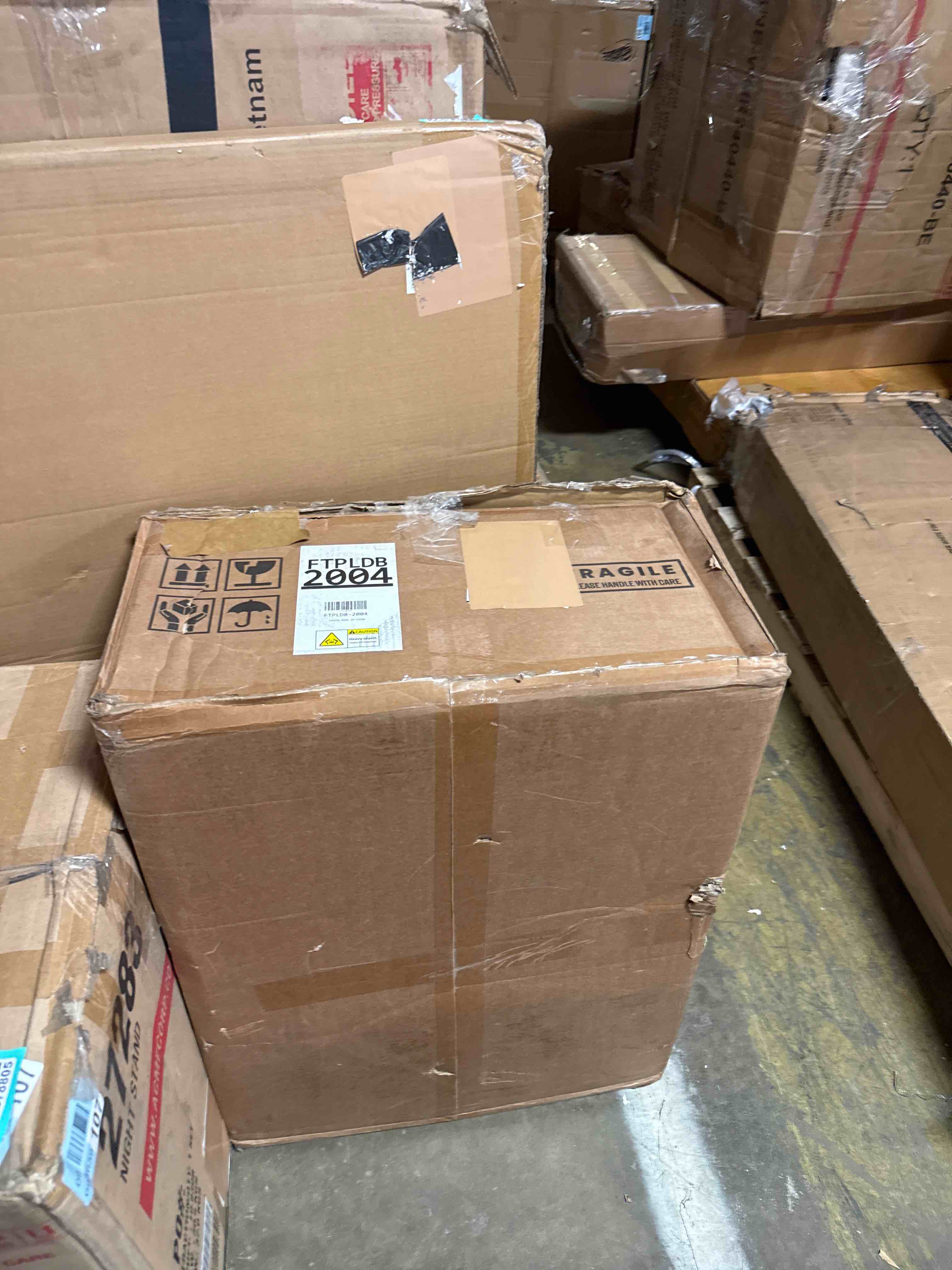 https://s3.amazonaws.com/lotting-images-prod/phillipi/GRA2243554_1779818419008.jpeg