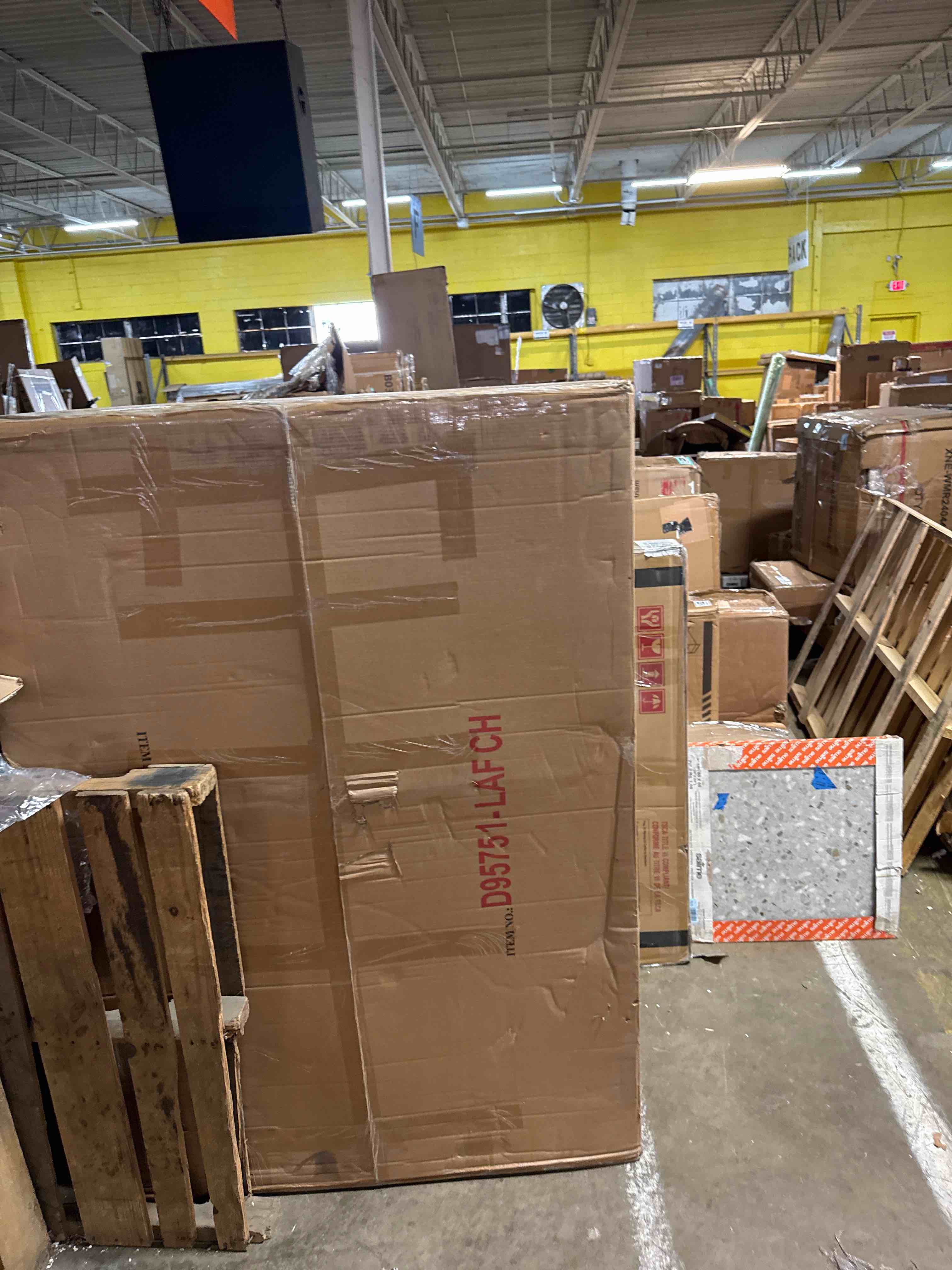 https://s3.amazonaws.com/lotting-images-prod/phillipi/GRA2243563_1779820724083.jpeg