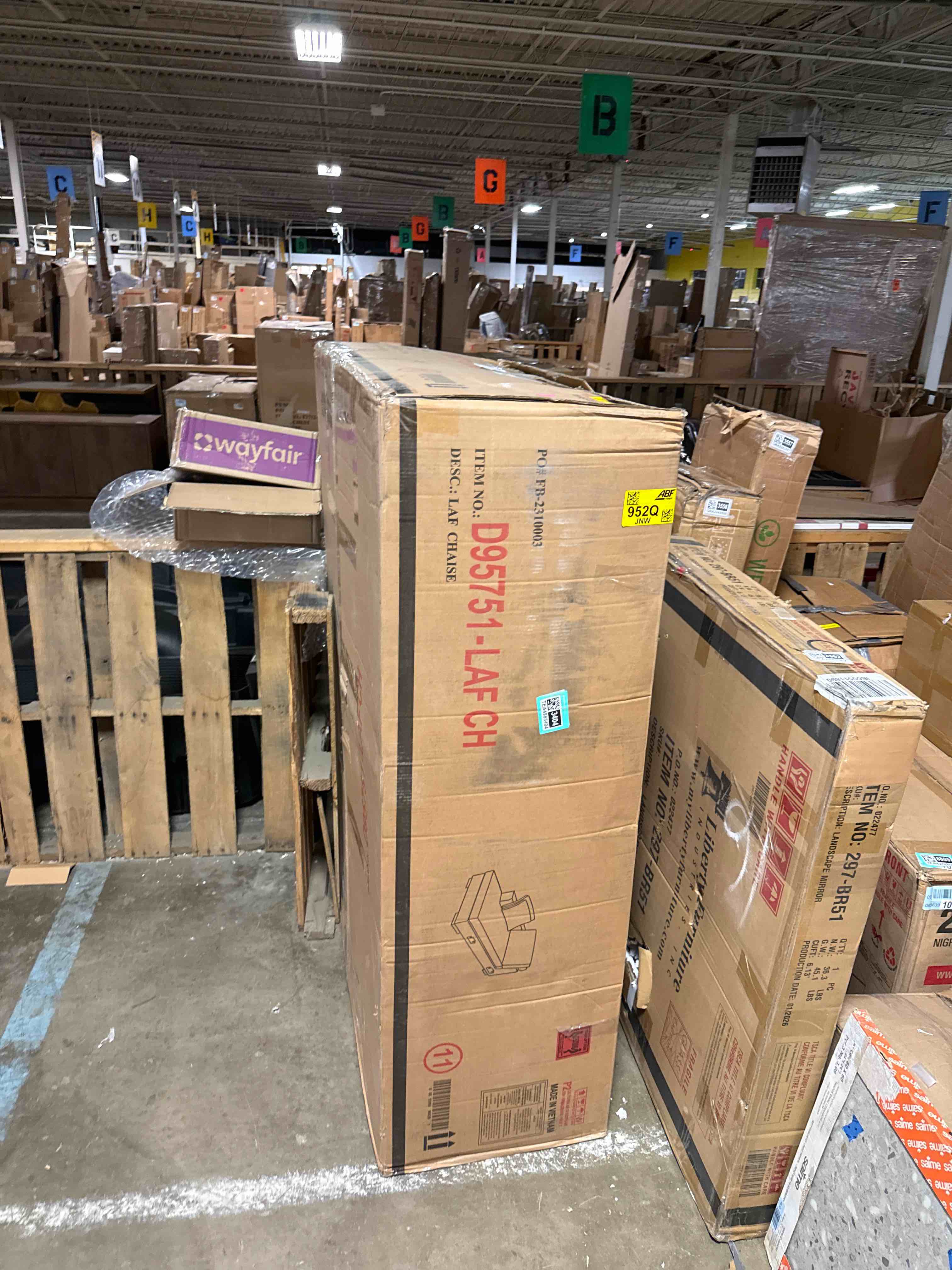 https://s3.amazonaws.com/lotting-images-prod/phillipi/GRA2243563_1779820728559.jpeg
