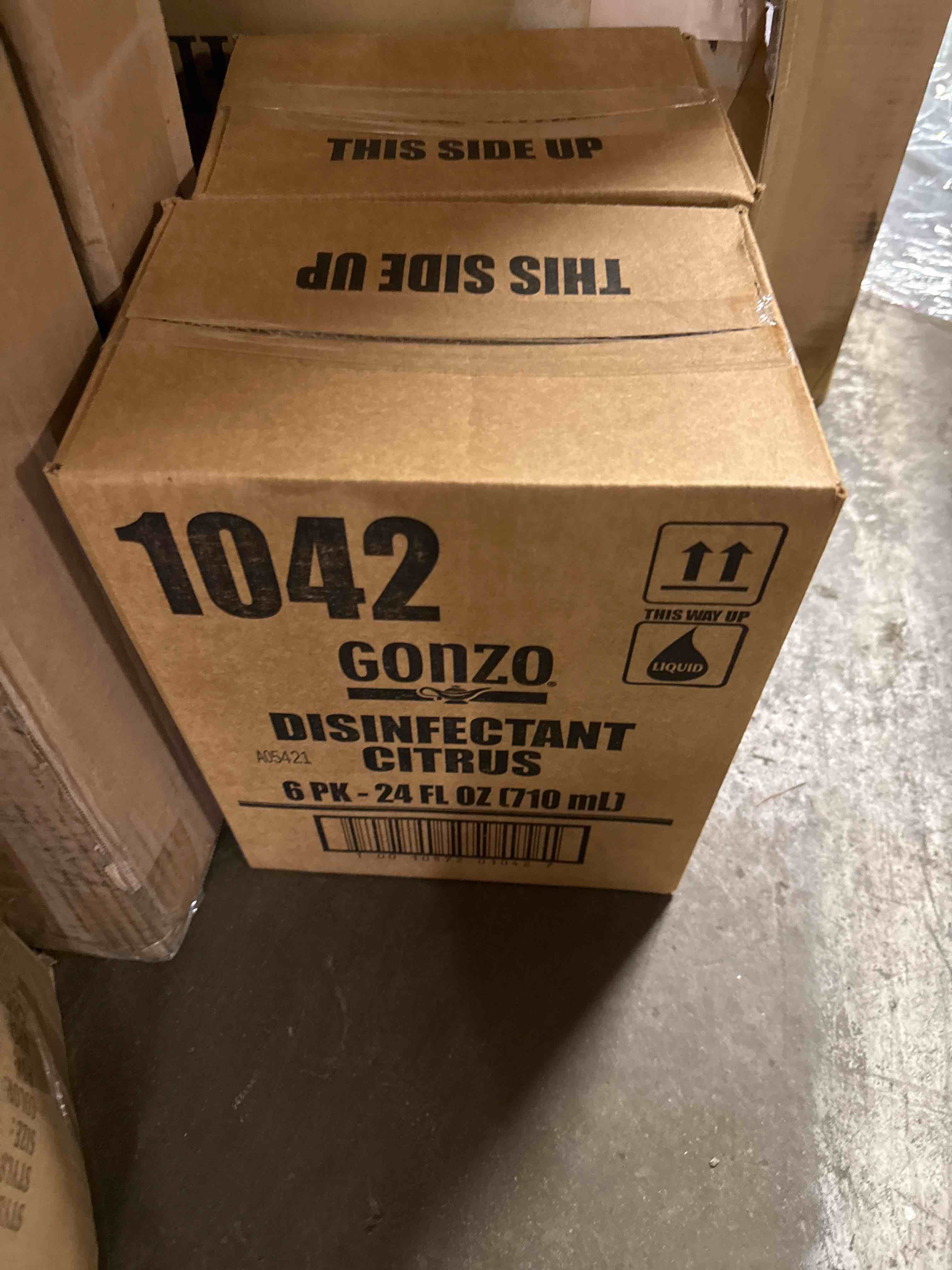 Condition photo showing New/Like New for weiman gonzo desinfectant citrus 24fl + free microfiber cleaning cloth