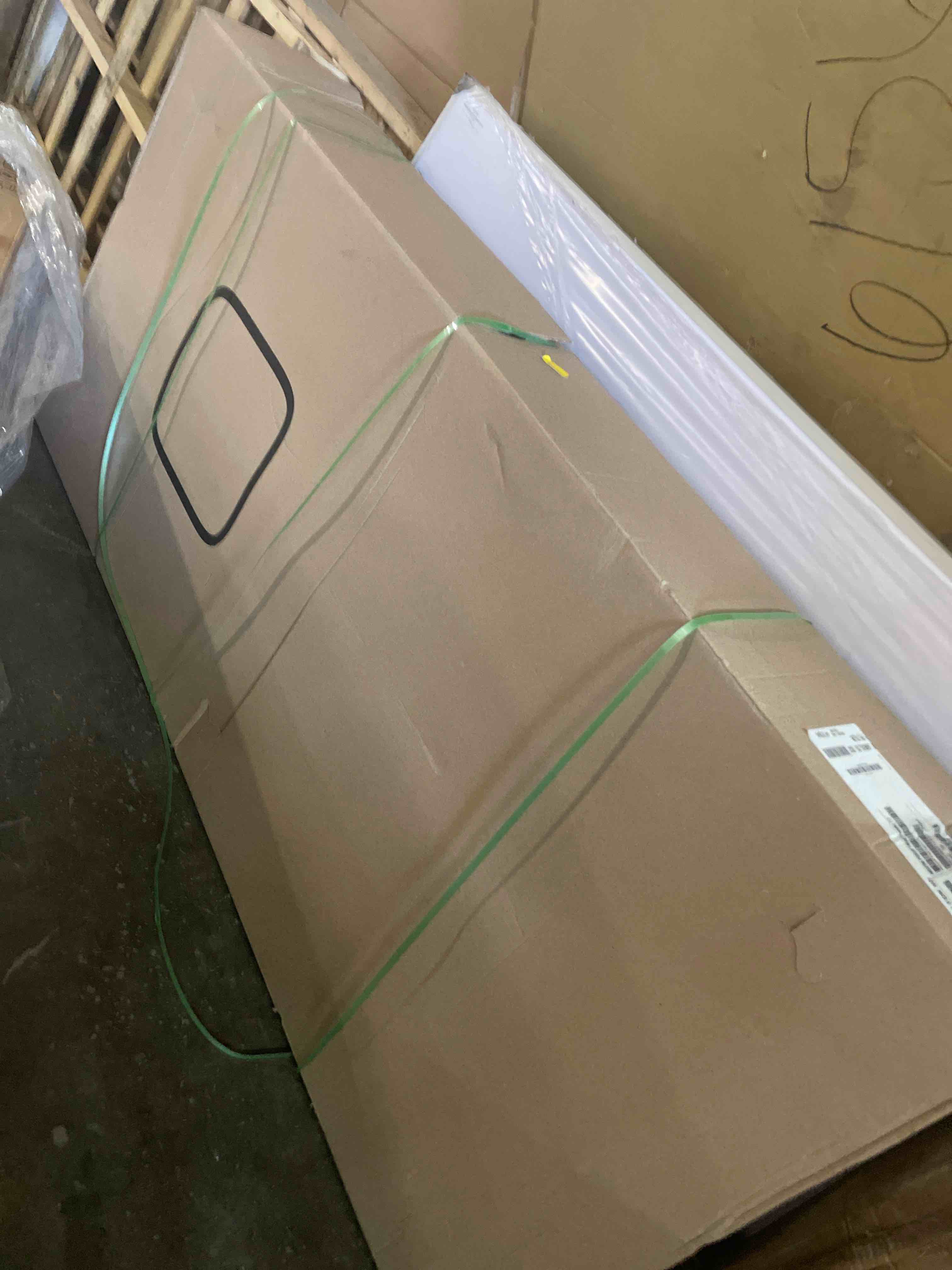 Condition photo showing New/Like New for emoda 5 inch twin box spring bed base, 1500 lbs heavy duty metal mattress foundation with fabric cover, easy assembly twin 5 inch