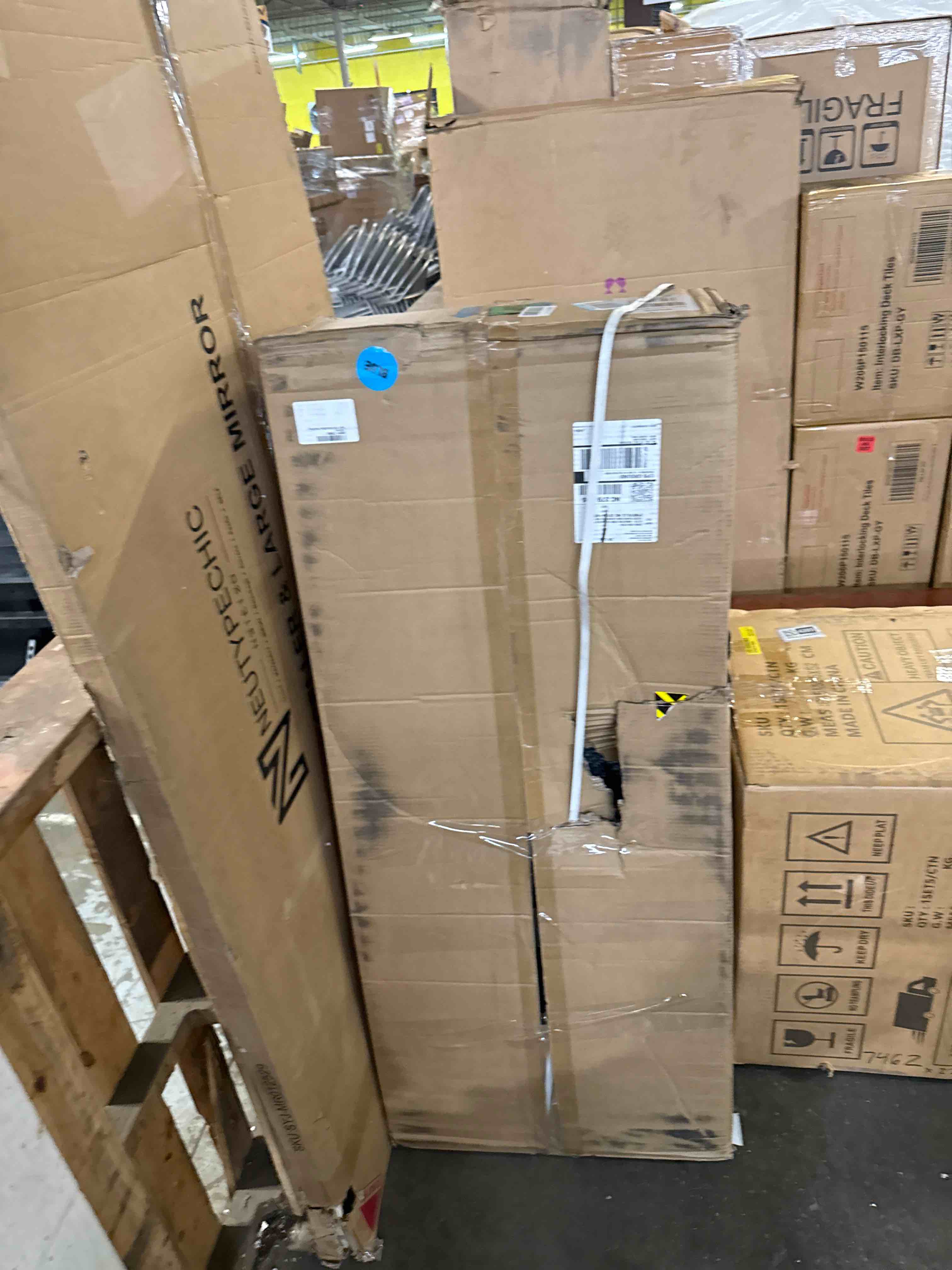 https://s3.amazonaws.com/lotting-images-prod/phillipi/GRA2244207_1780593456045.jpeg