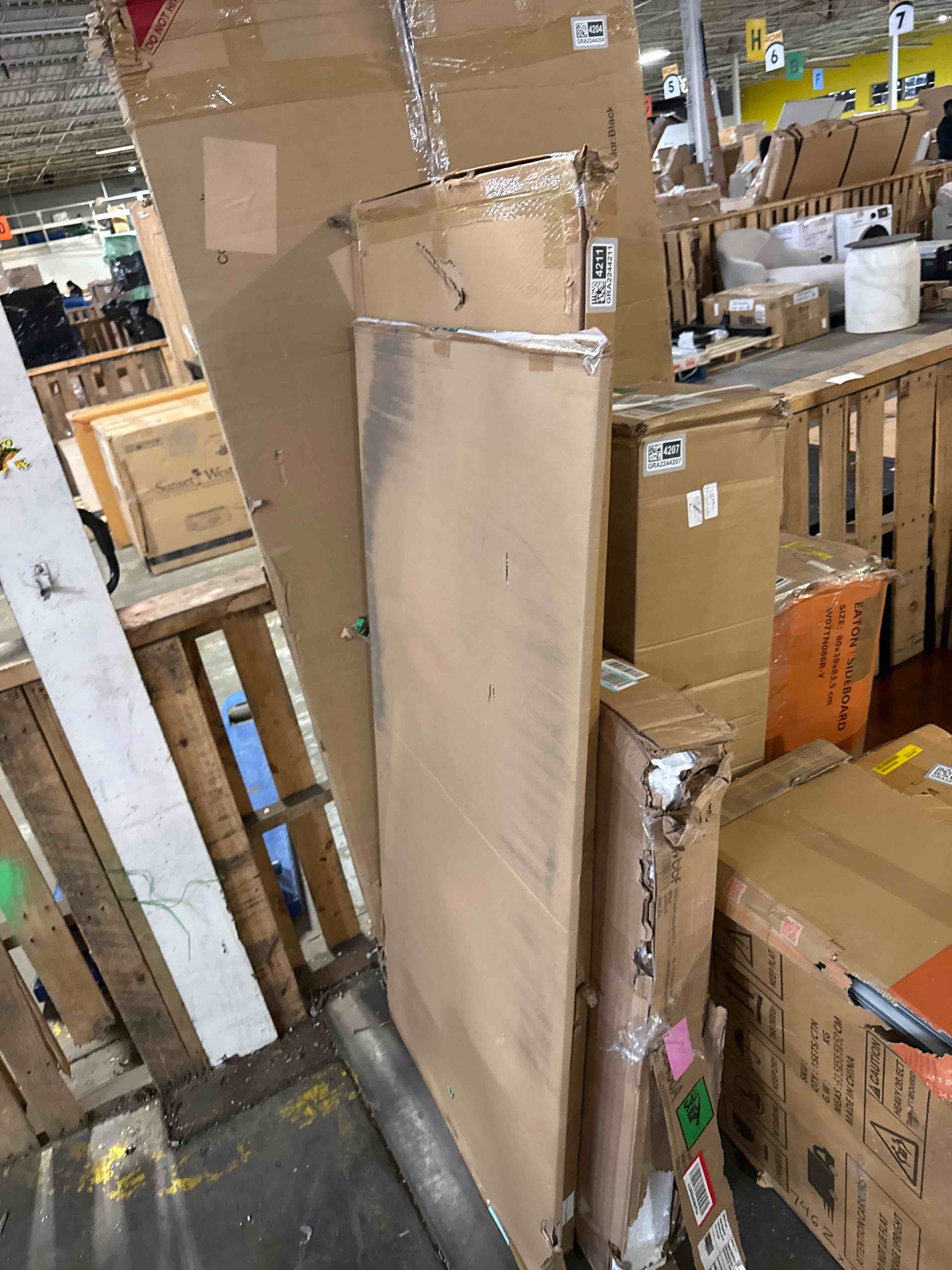 https://s3.amazonaws.com/lotting-images-prod/phillipi/GRA2244212_1780594530581.jpeg