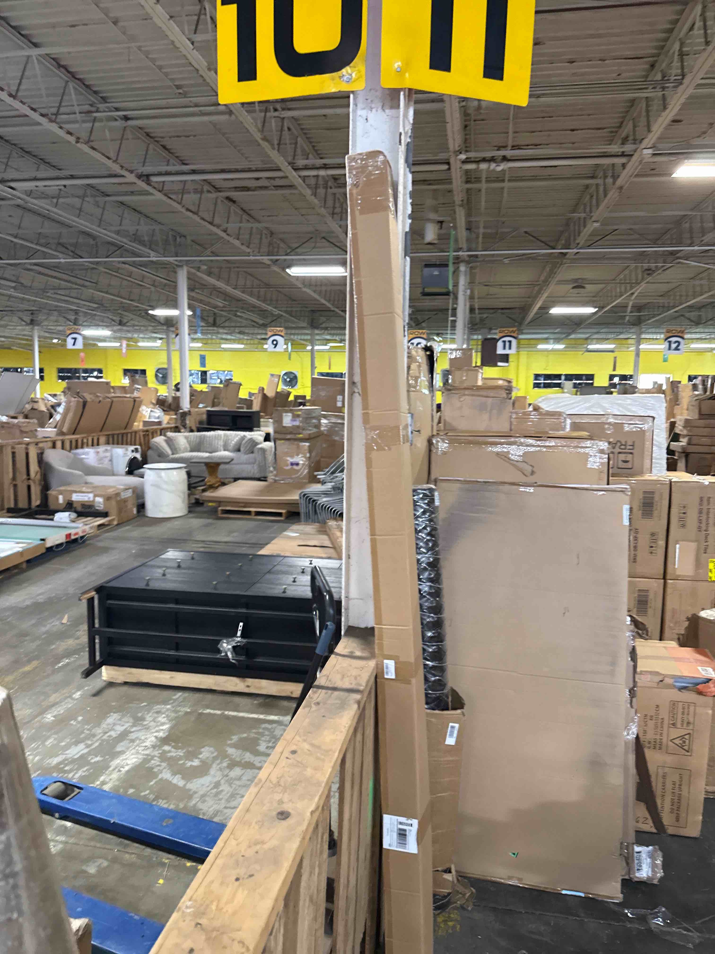 https://s3.amazonaws.com/lotting-images-prod/phillipi/GRA2244215_1780594764486.jpeg