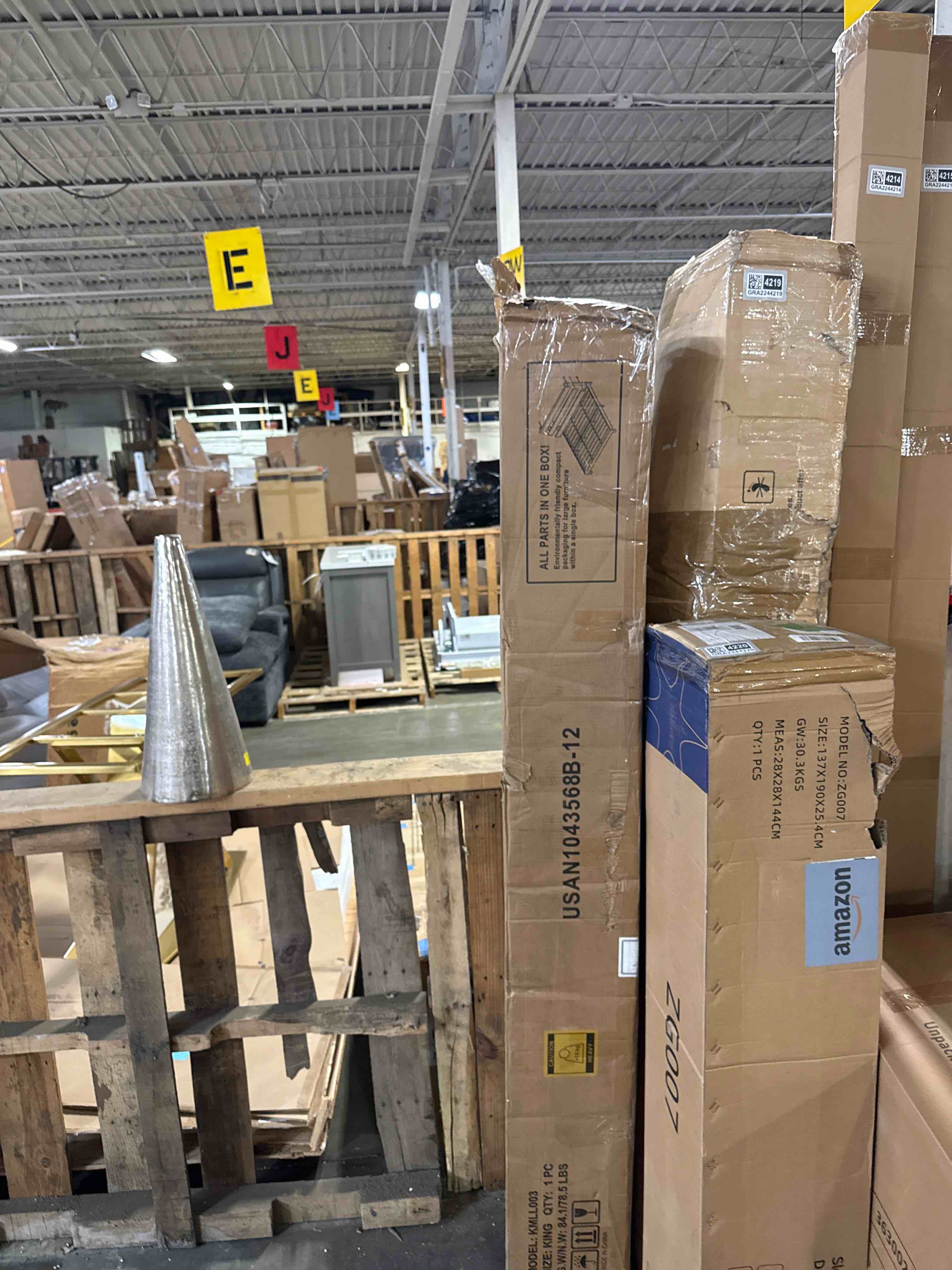 https://s3.amazonaws.com/lotting-images-prod/phillipi/GRA2244221_1780595968694.jpeg