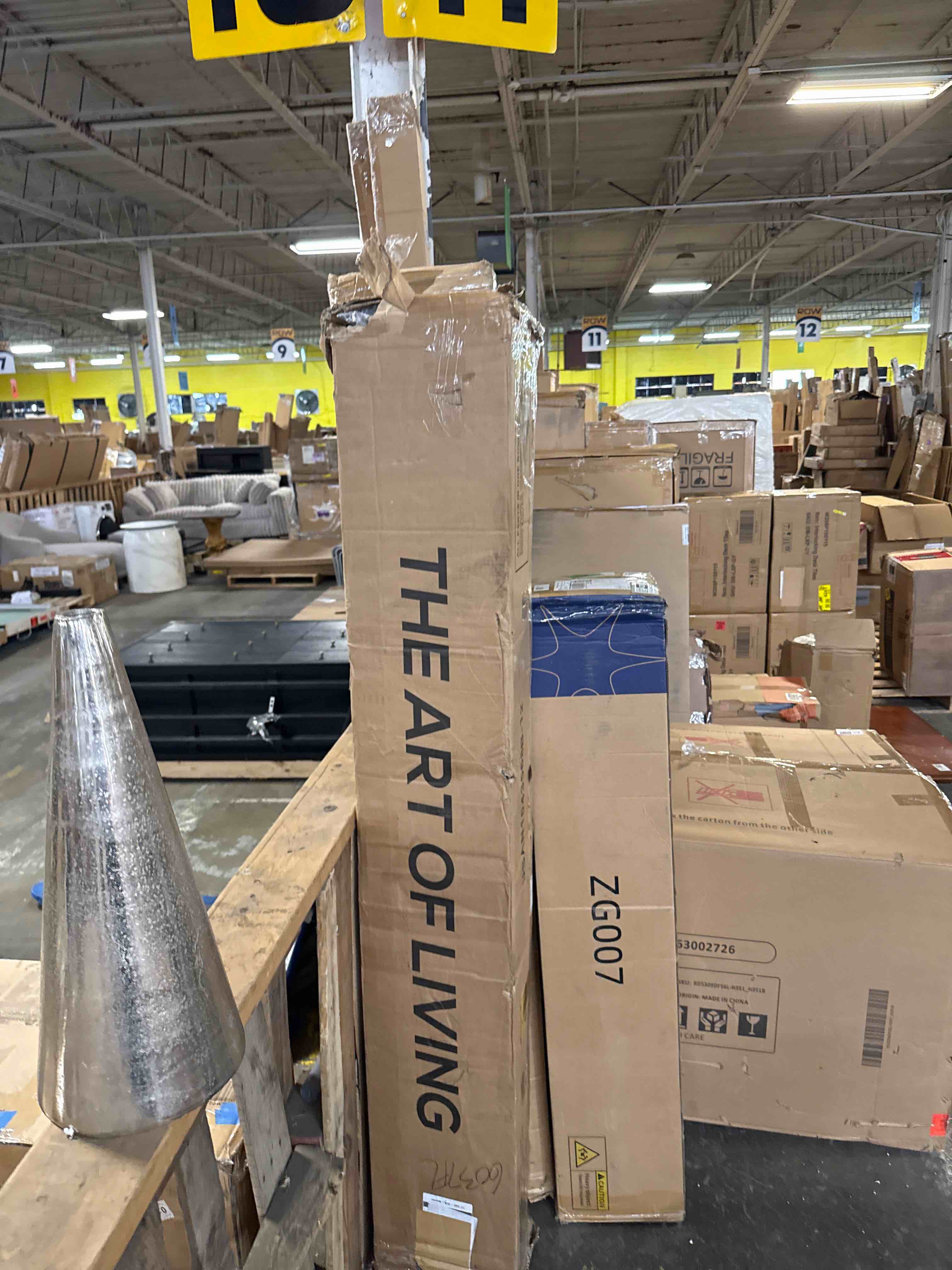 https://s3.amazonaws.com/lotting-images-prod/phillipi/GRA2244221_1780595976643.jpeg