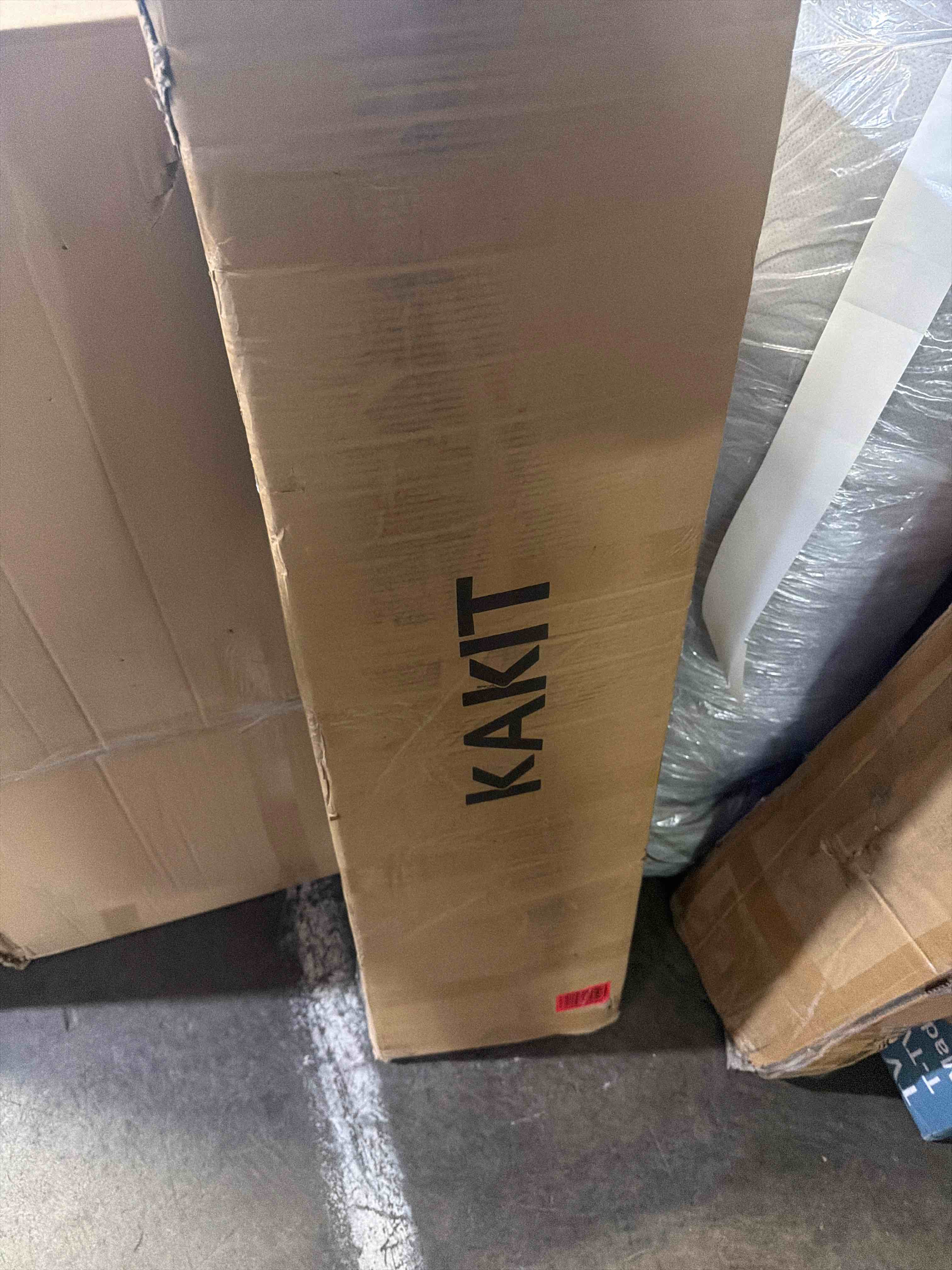 Condition photo showing New/Like New for kakit boat cover, 1400d heavy duty trailerable waterproof cover with 11 tightening straps and sandbags, for v-hull, tri-hull, fish & ski, runabout bass boat(20'-22'long, 100" wide, light gray)