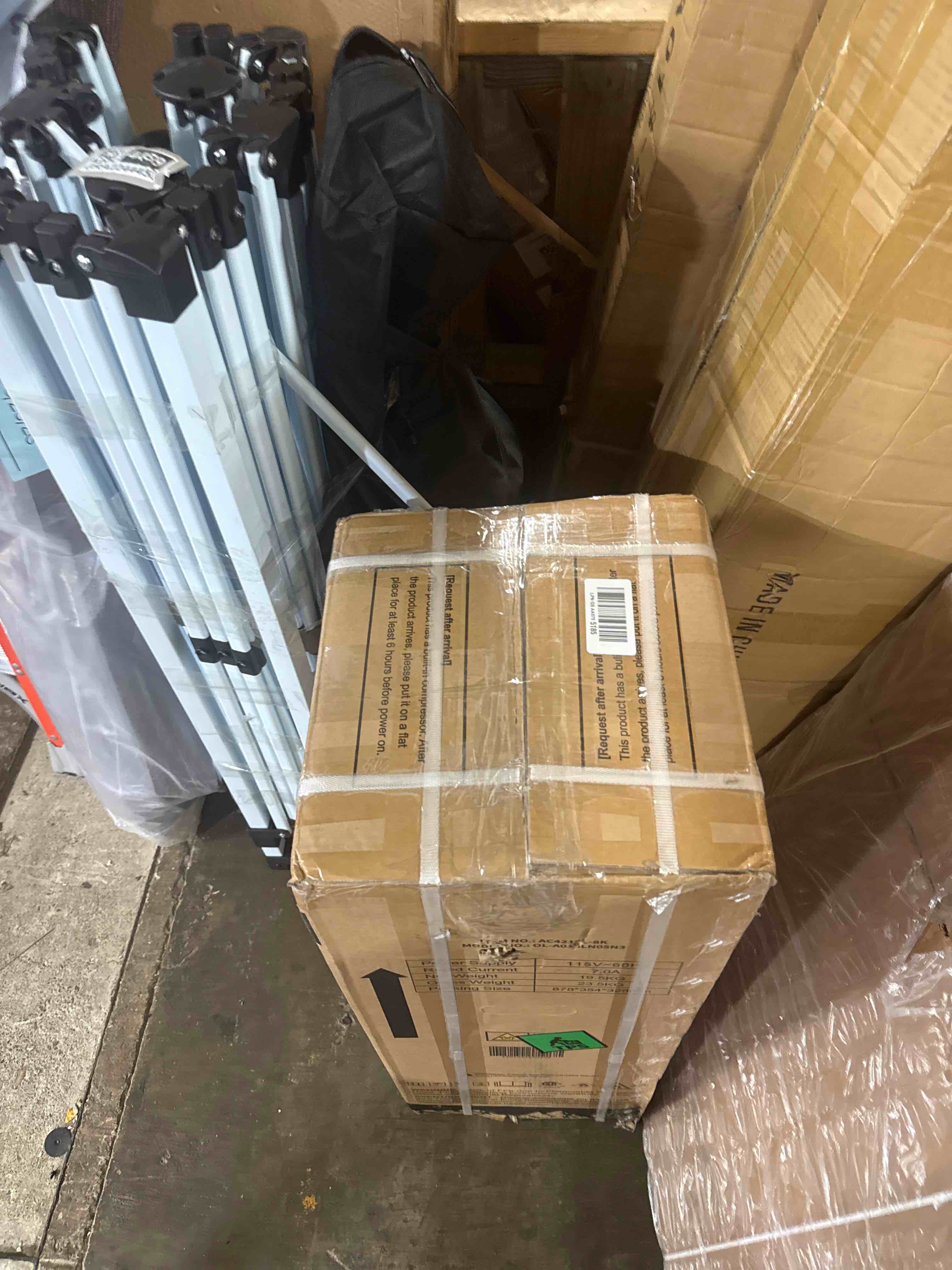 Condition photo showing New/Like New for 8,000-btu (5,000 btu doe) 120-volt quiet 54 db portable air conditioner w/dehumidifier and remote to 300 sq. ft. white up