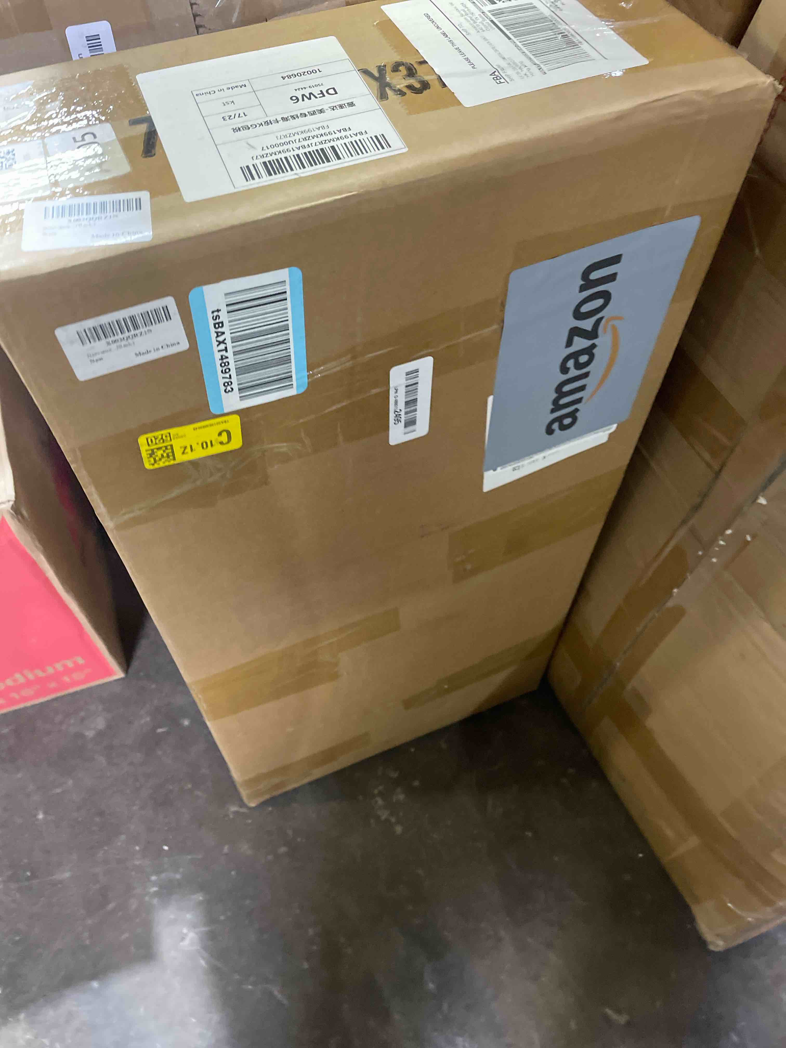 Condition photo showing New/Like New for motorcycle 17 inches front fender, wheels wrap front fender fit for harley touring road king road glide electra glide street glide (gloss black)