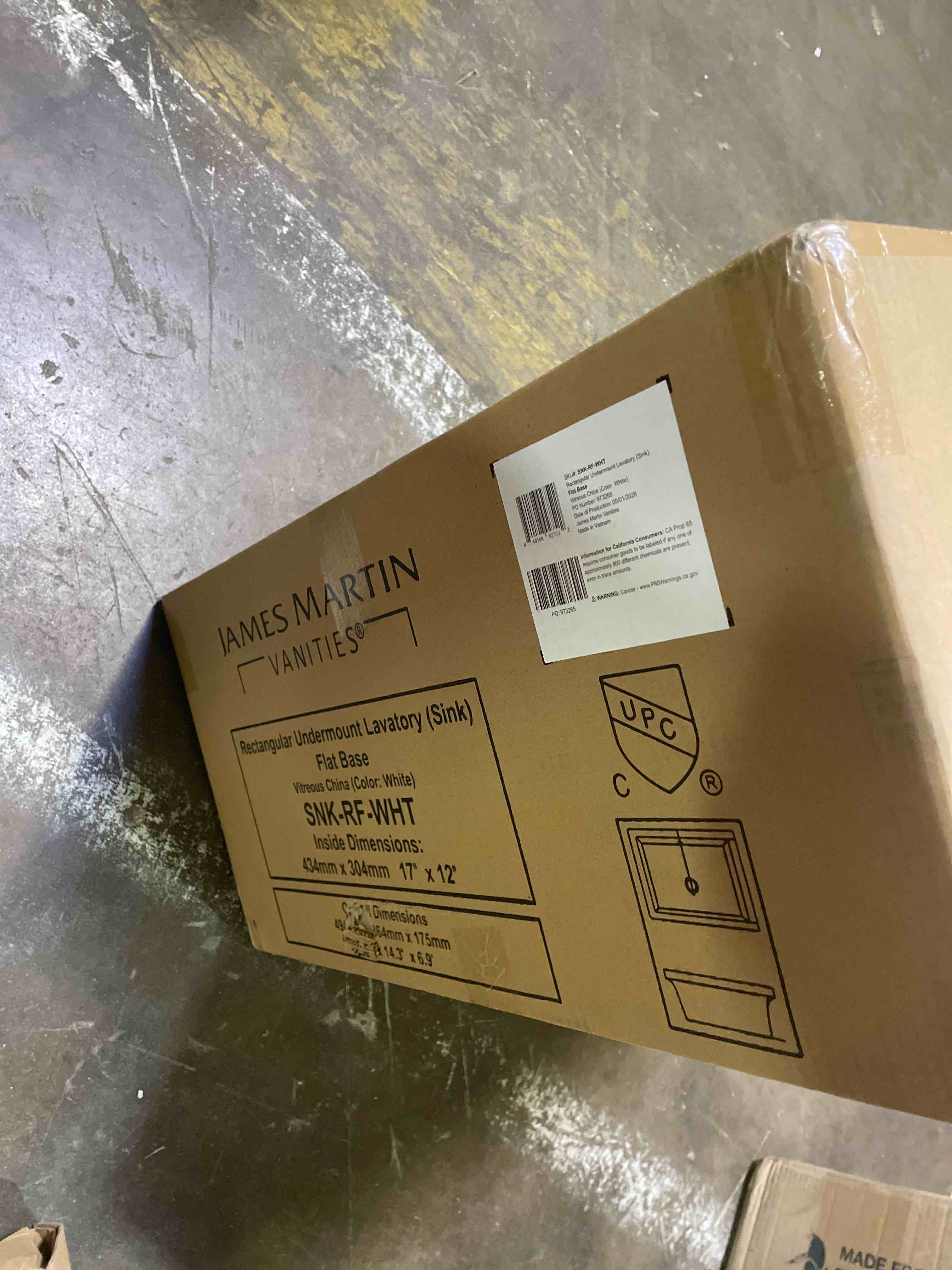 Condition photo showing New/Like New for james martin snk-rf-wht rectangular undermount lavatory sink flat base white#22
