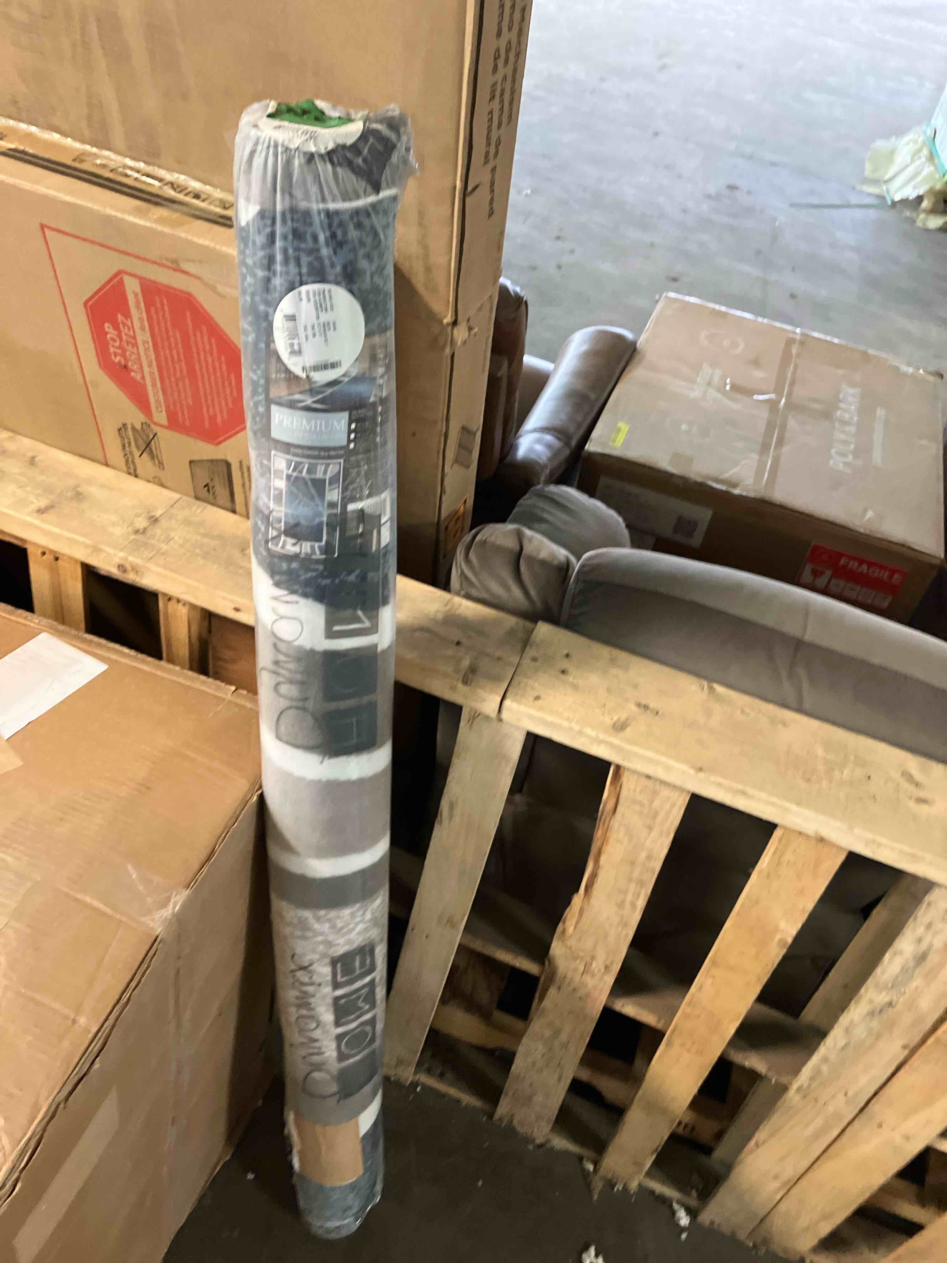 Condition photo showing New/Like New for Home Dynamix Lyndhurst Rotana Modern Area Rug, Contemporary Blue/Gray/Ivory 5'2"x7'4" Blue/Grey 5 ft 2 in x 7 ft 4 in