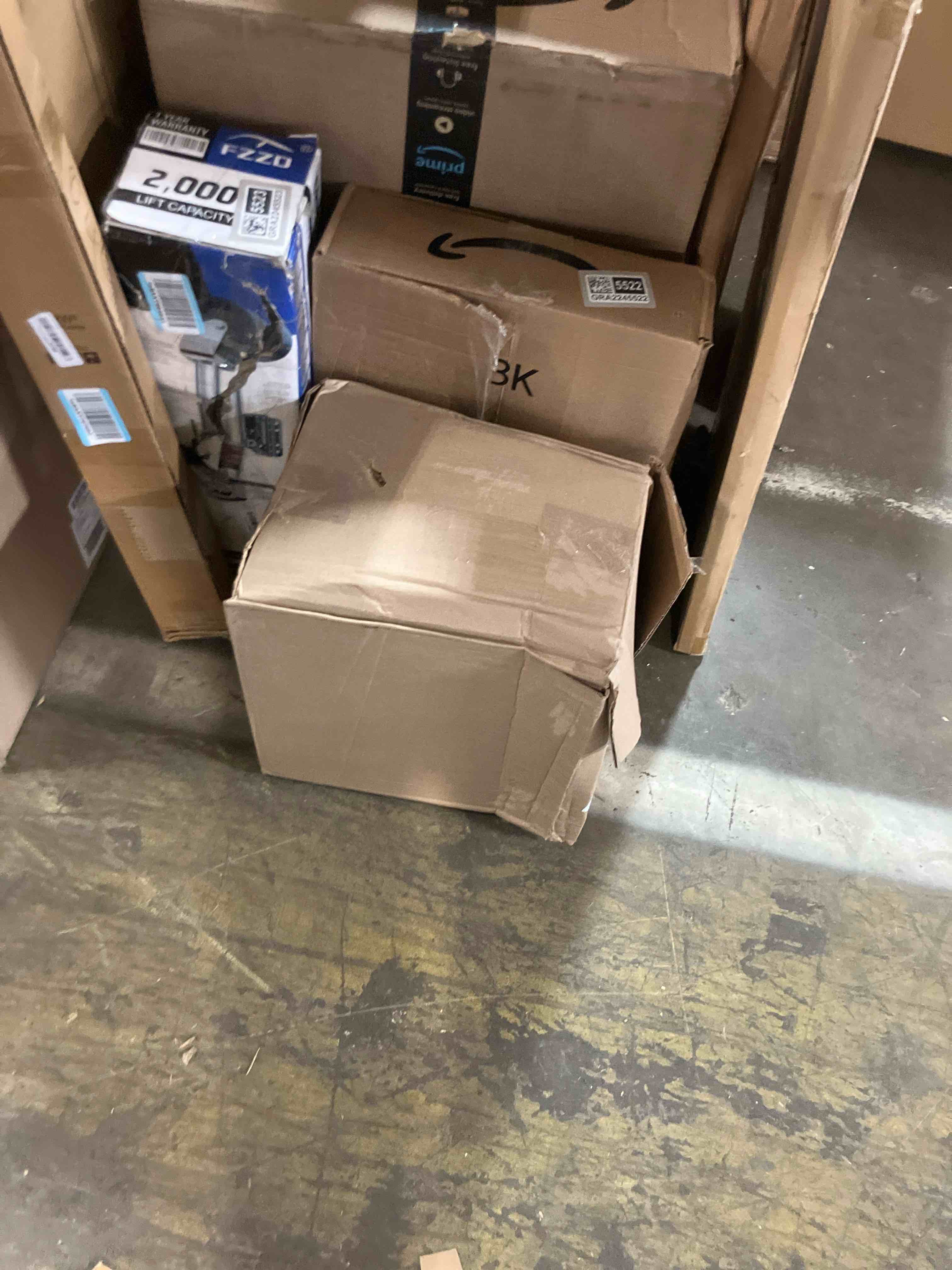 Condition photo showing New/Like New for IRIS USA 19 QT Plastic Storage Box with Lid and Latches - 4 Pack - BPA-Free, See-Through Organizing Solution, Durable Nestable Stackable Containers, Secure Pull Handle - Clear Clear 19 Qt 4 Pack