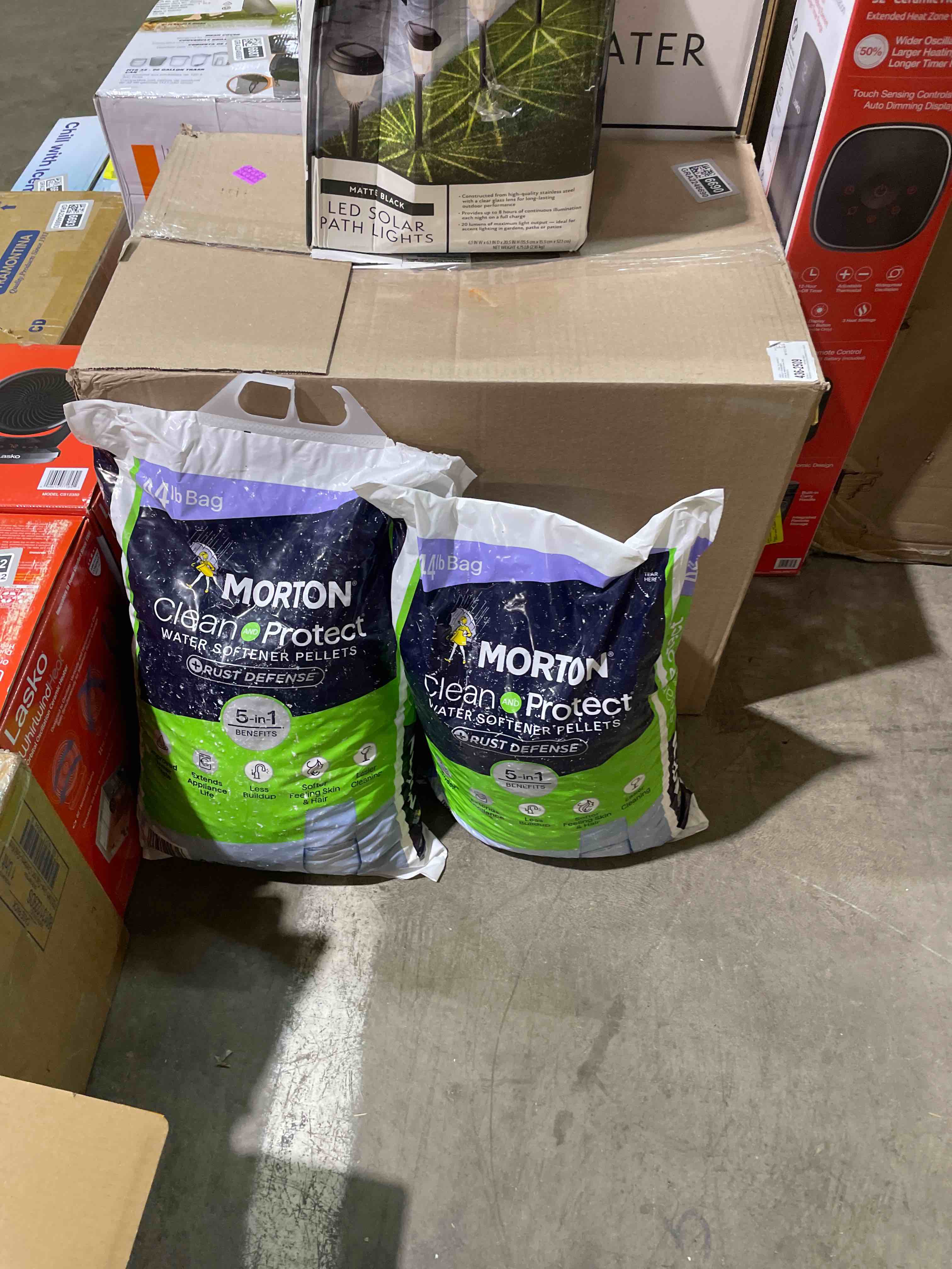 Condition photo showing New/Like New for Morton Clean and Protect with Rust Defense Water Softener Pellets