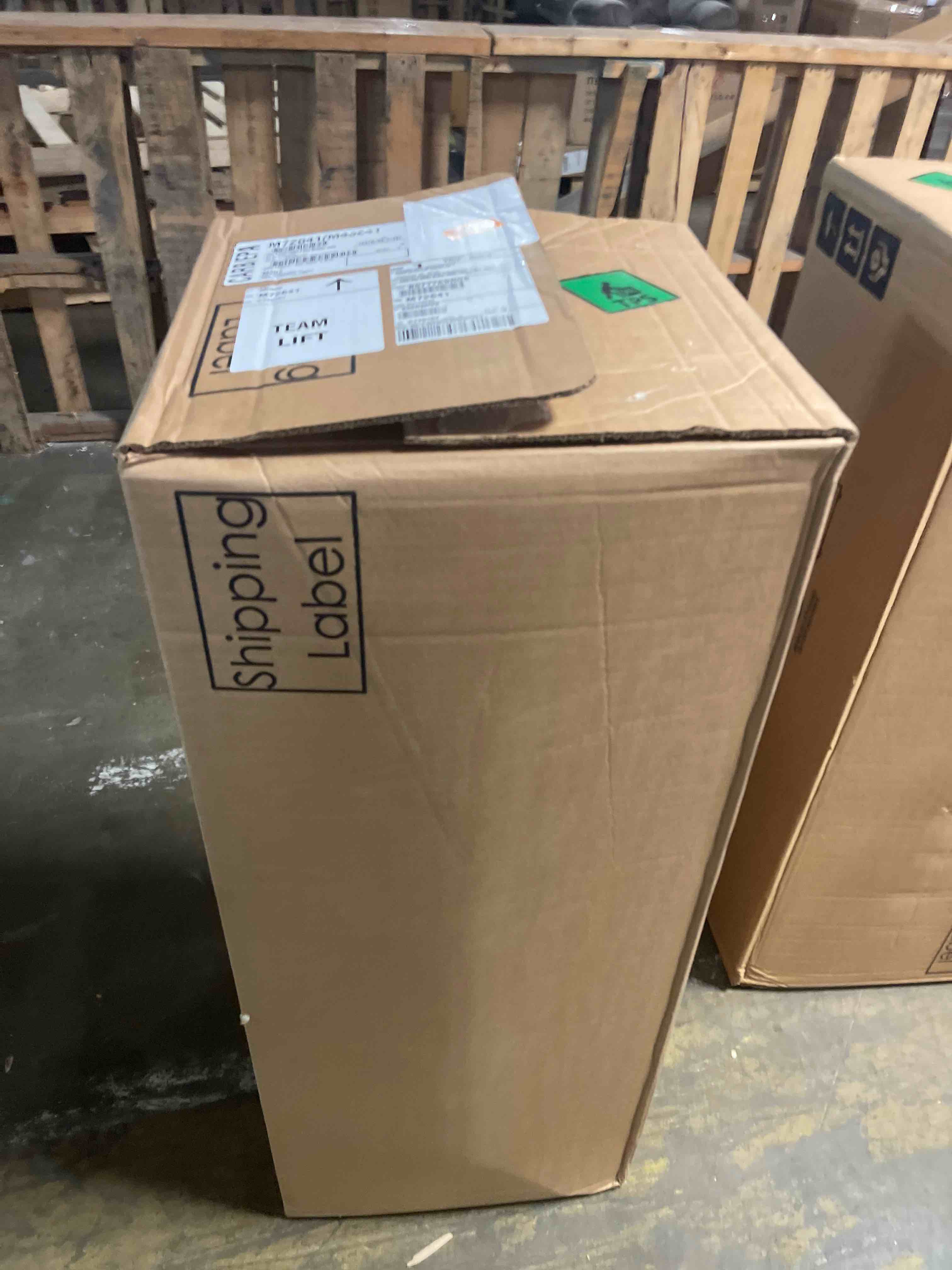 Condition photo showing New/Like New for Chime 8 Inch Medium Hybrid King Mattress