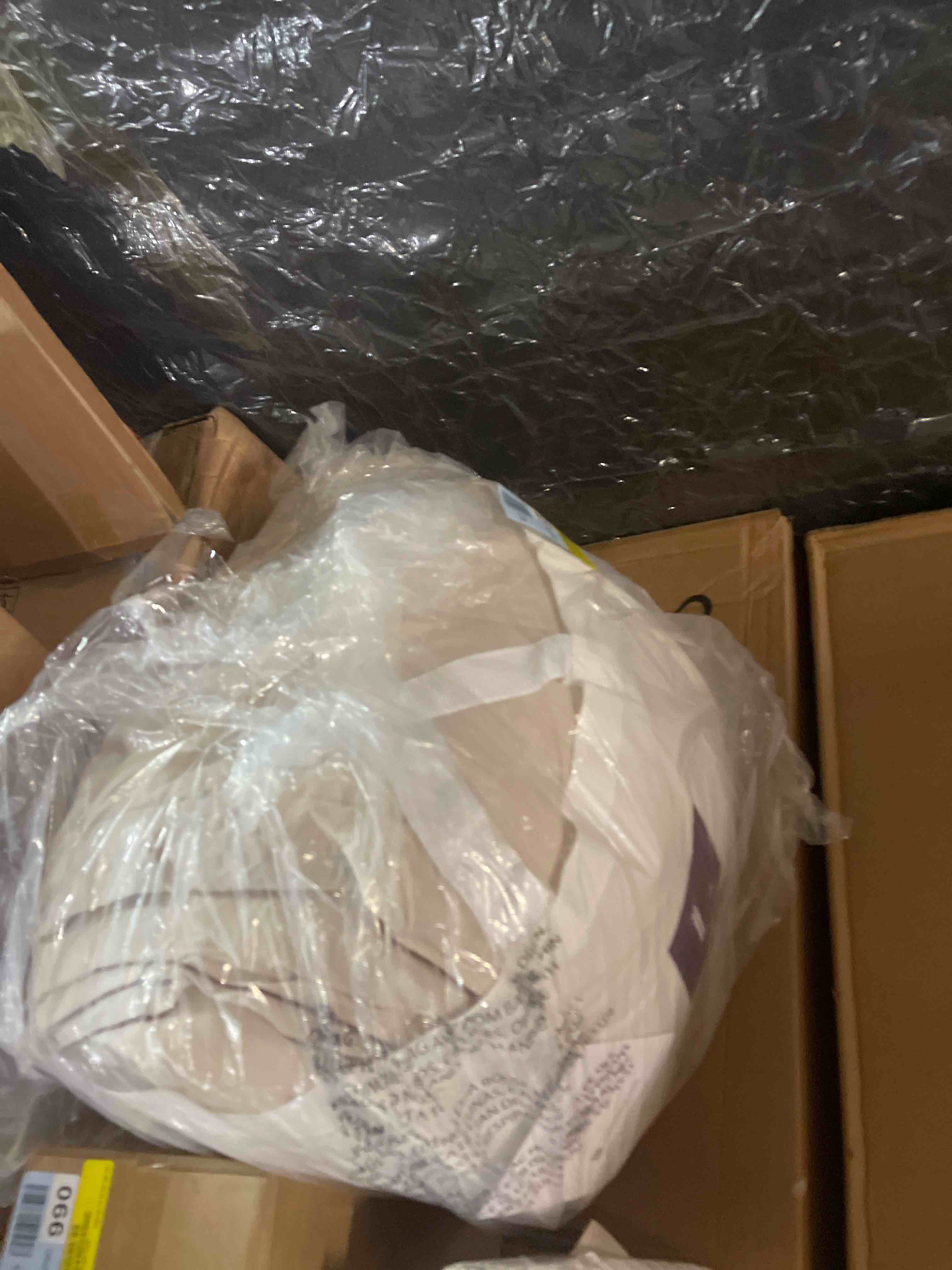 Condition photo showing New/Like New for Hampton Double Flange Embroidered Contrast Edge Comforter 3 Pieces Set