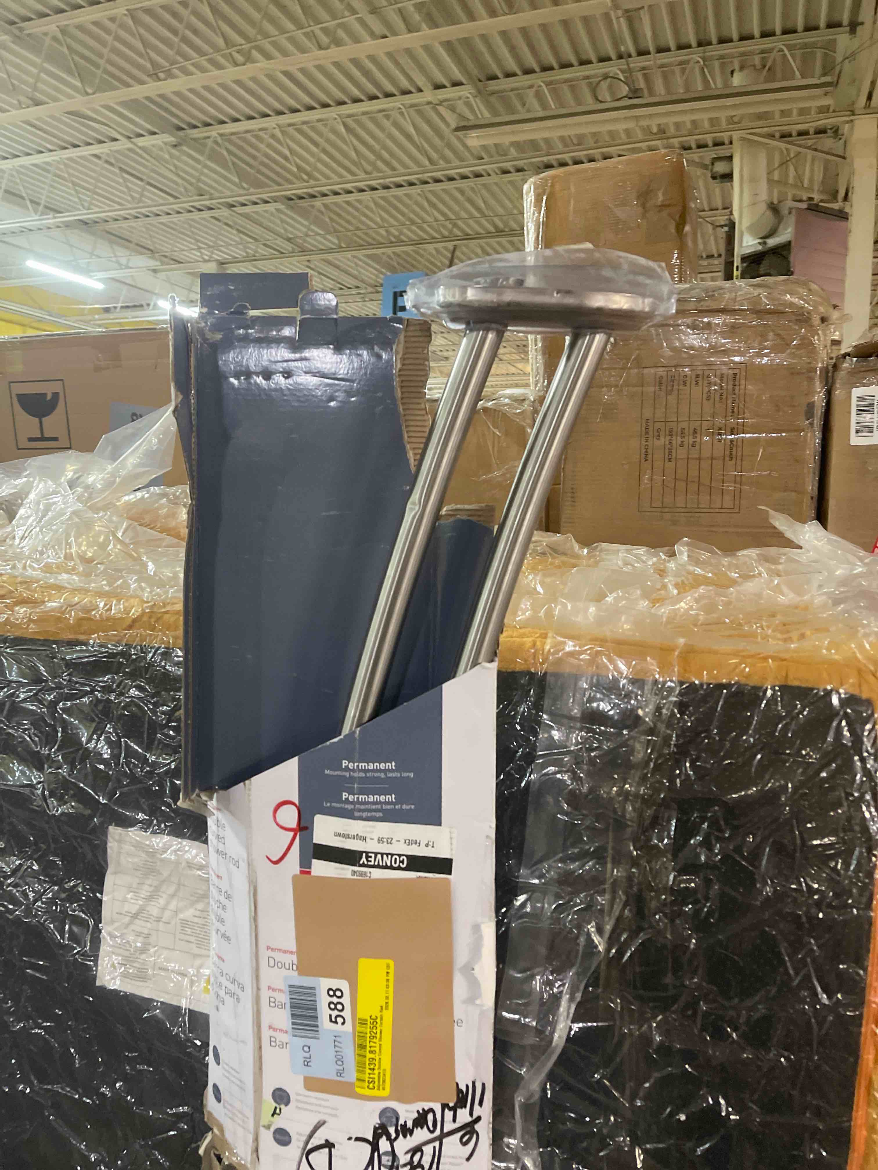 Condition photo showing Good Condition for Double 57" - 60" Adjustable Curved Shower Rod