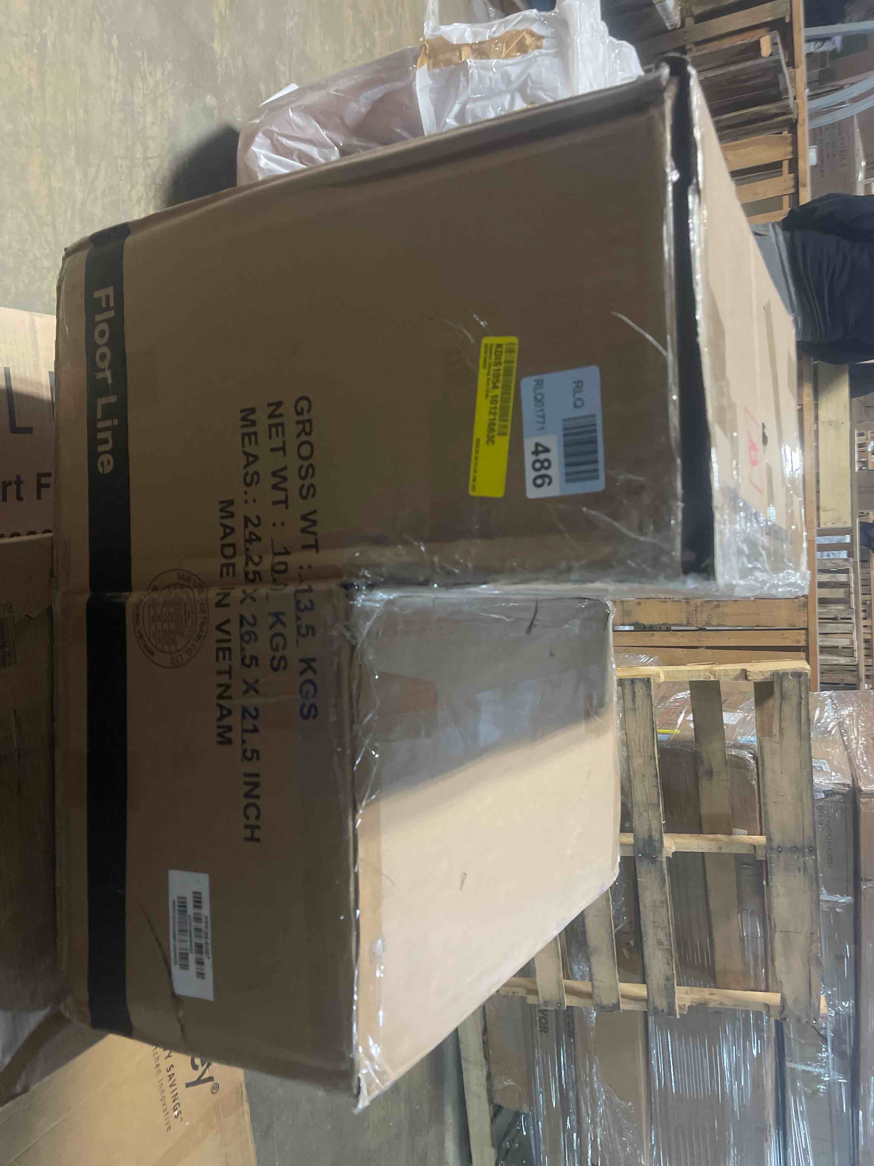 Condition photo showing New/Like New for Dawson Dining Arm Chair