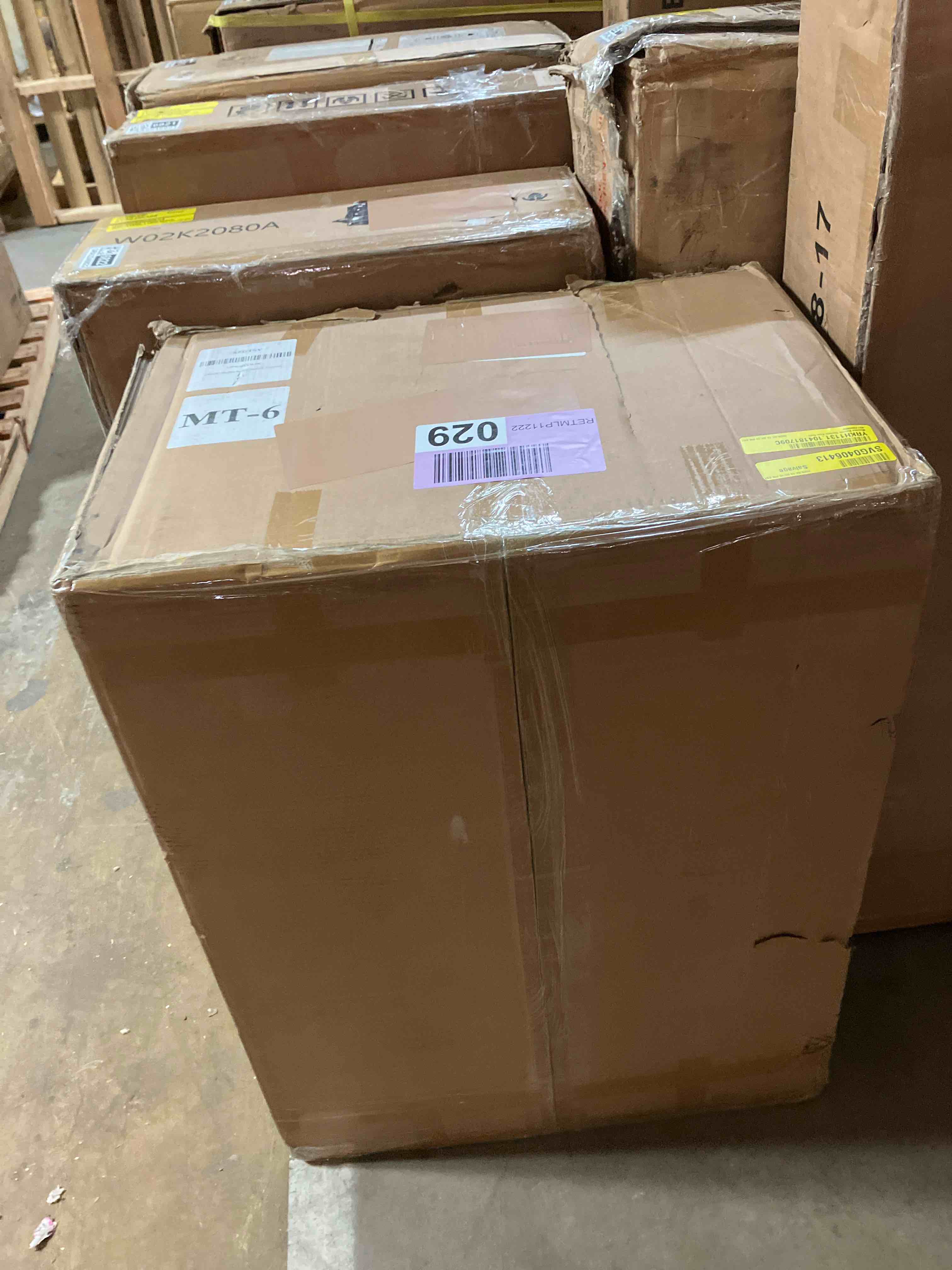 Condition photo showing Good Condition for Monica 81'' Upholstered Sofa ( Arms ONLY )