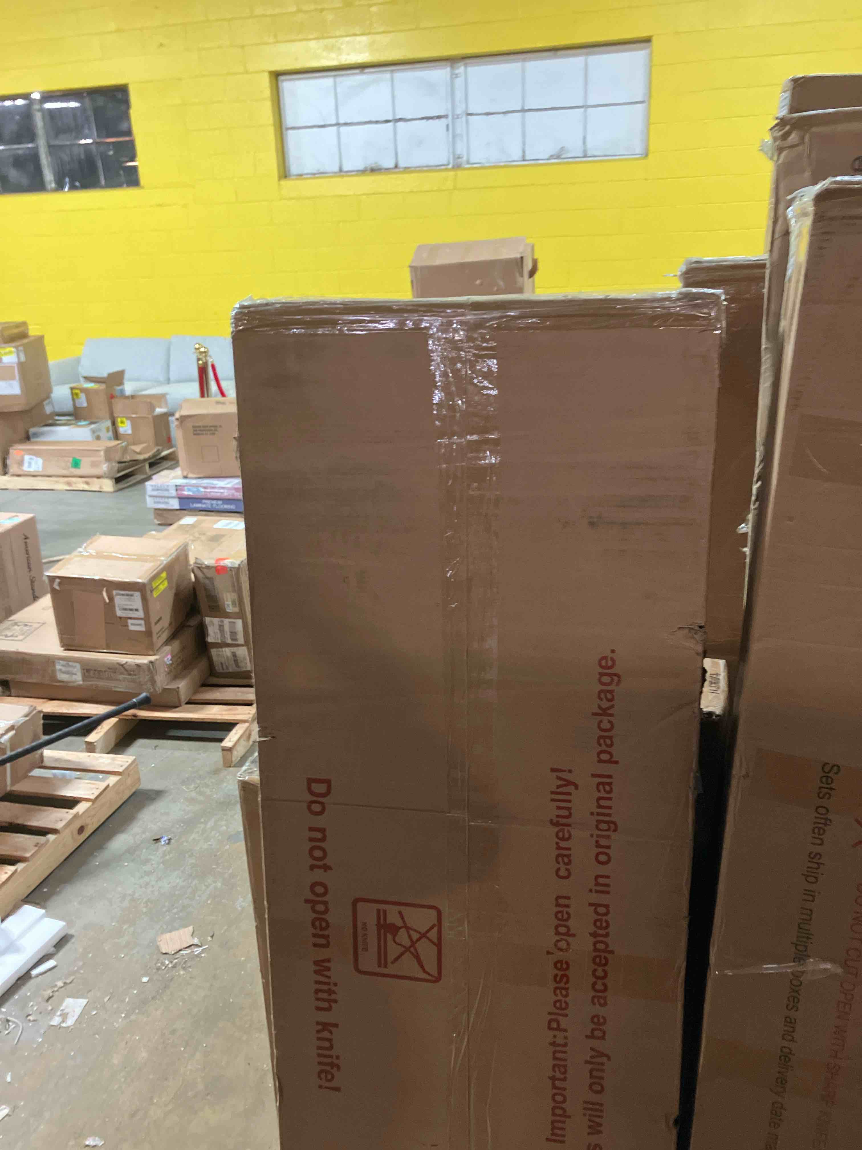 Condition photo showing As Is for Wimer 60'' Modern Double Sink Bathroom Vanity with Spacious Resin Top, Faucet, Assembly Required ( RESIN TOP ONLY ) 