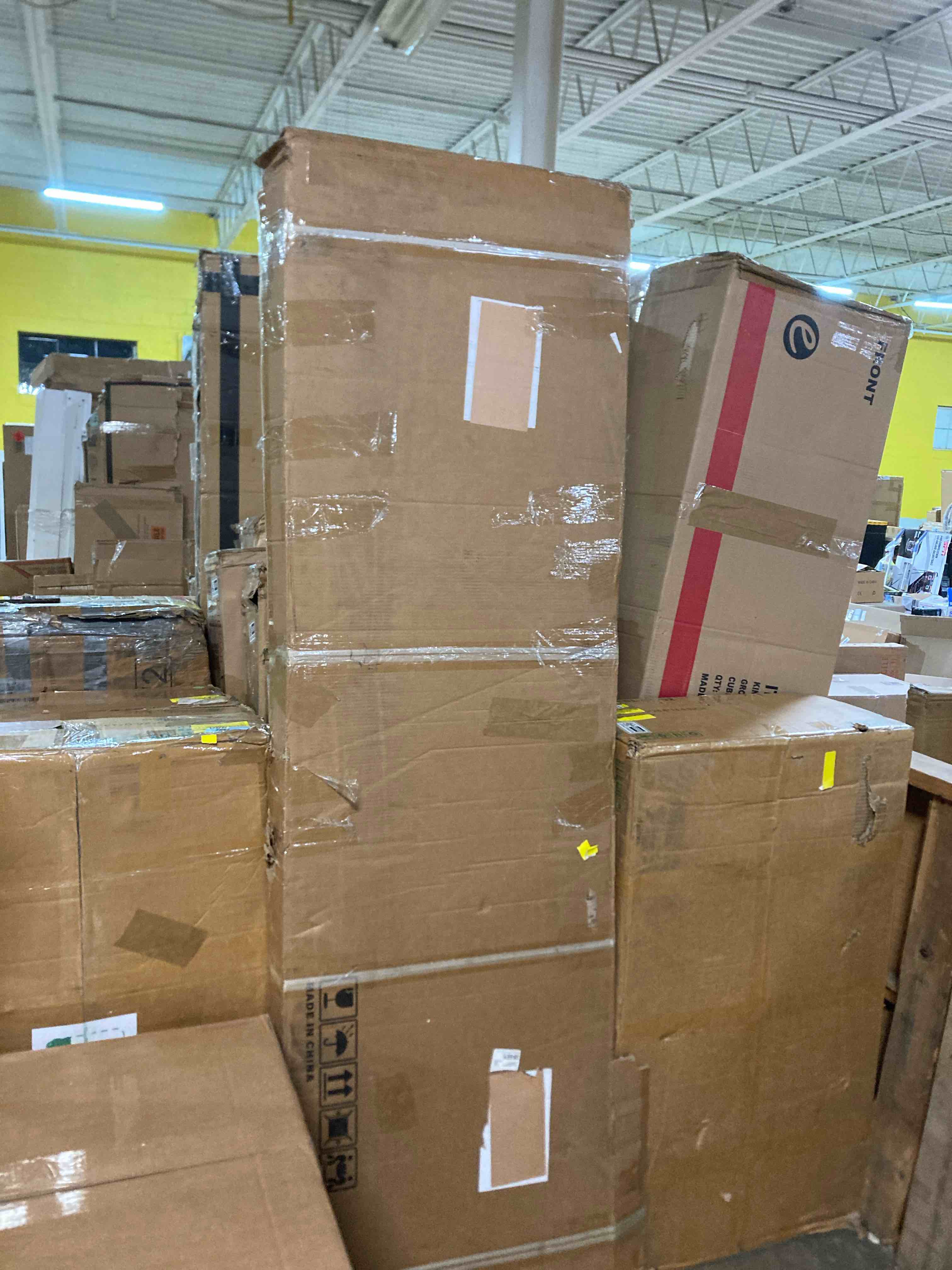 Condition photo showing Good Condition for 3-Lite 84" Frosted Glass Bi-fold bar door (missing hardware)