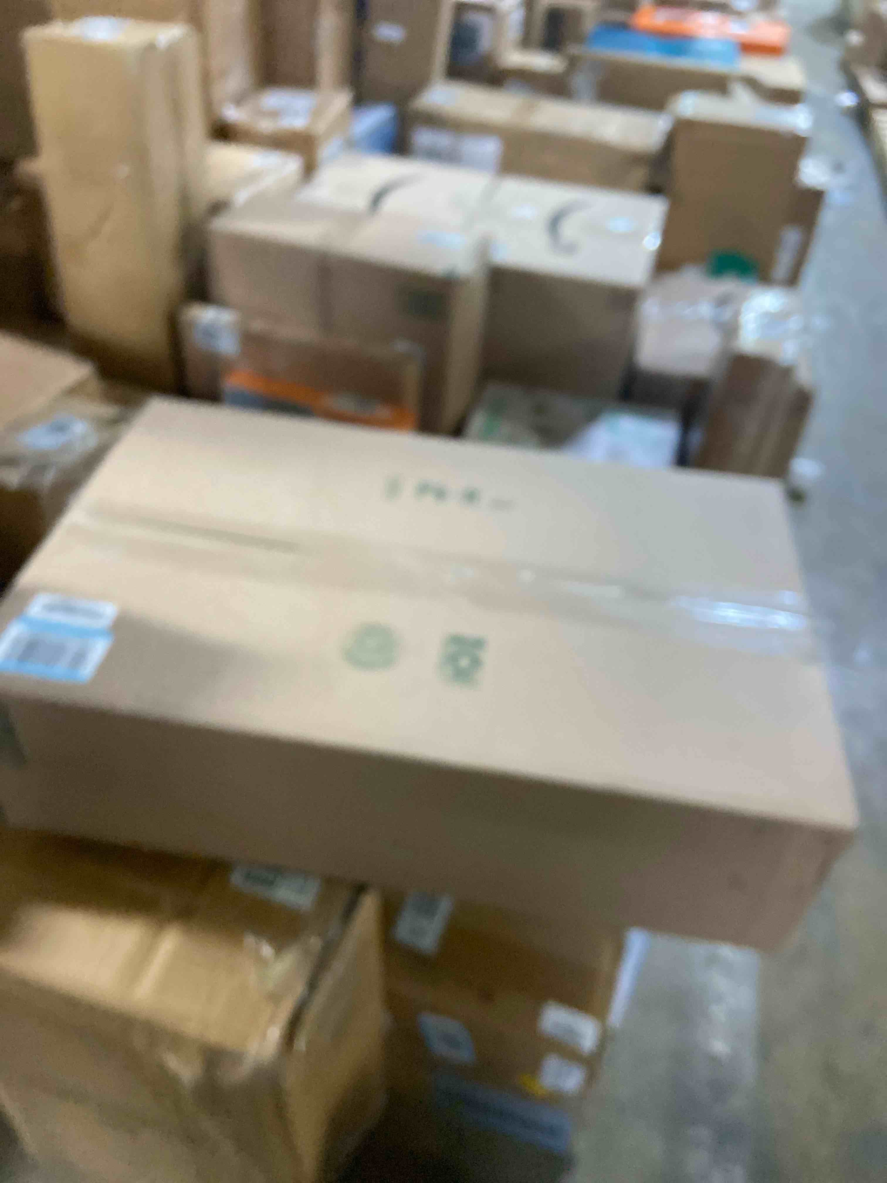 Condition photo showing New/Like New for Greenland Home Carlie Modern Floral Reversible Quilt Set, 3-Piece Full/Queen, Calico Patches