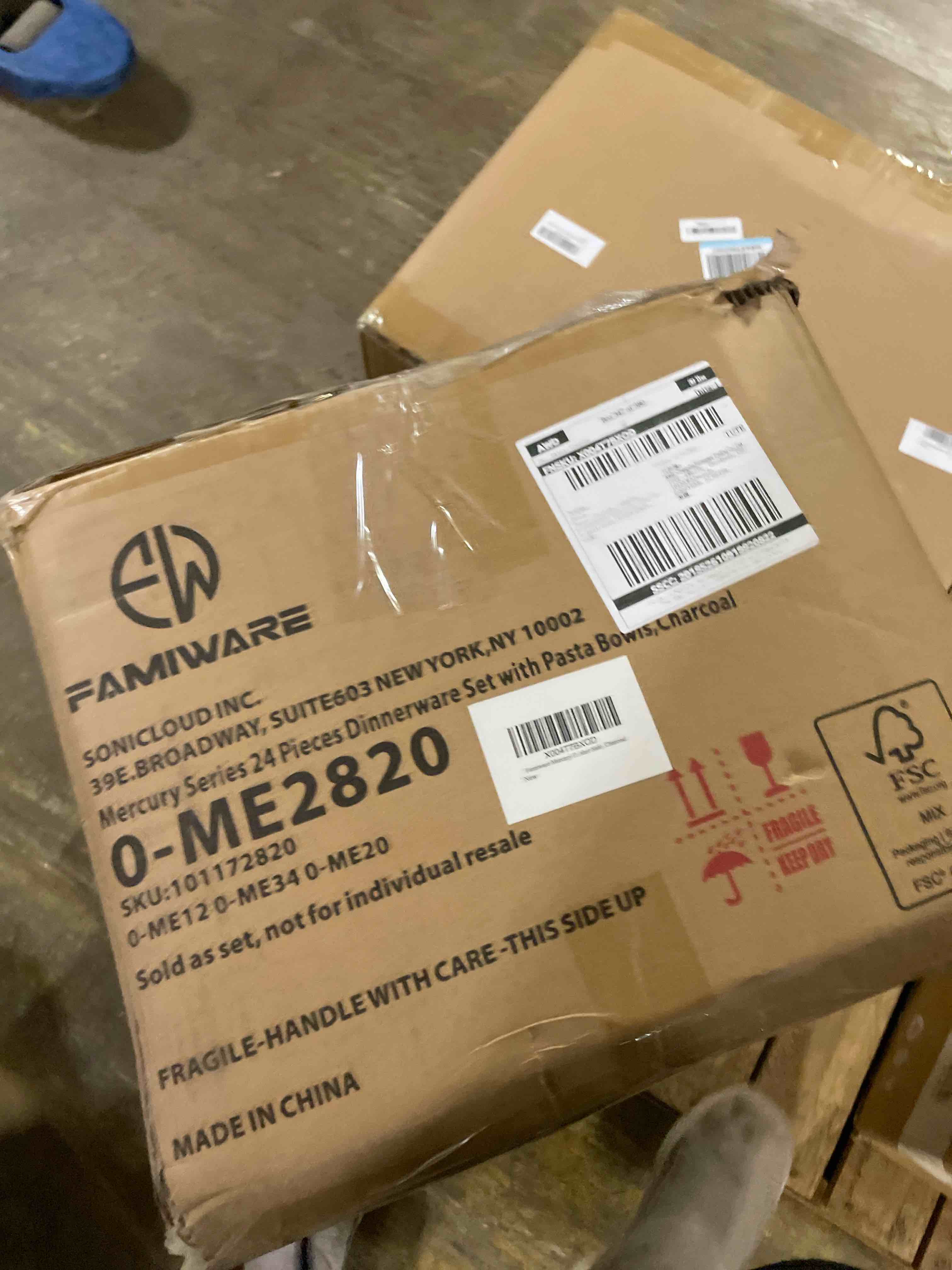 Condition photo showing Good Condition for Famiware Mercury Dinnerware Sets with Pasta Bowls, Service for 4 (16 Pieces), Plates and Bowls Sets, Microwave and Dishwasher Safe Dishes Set, Charcoal