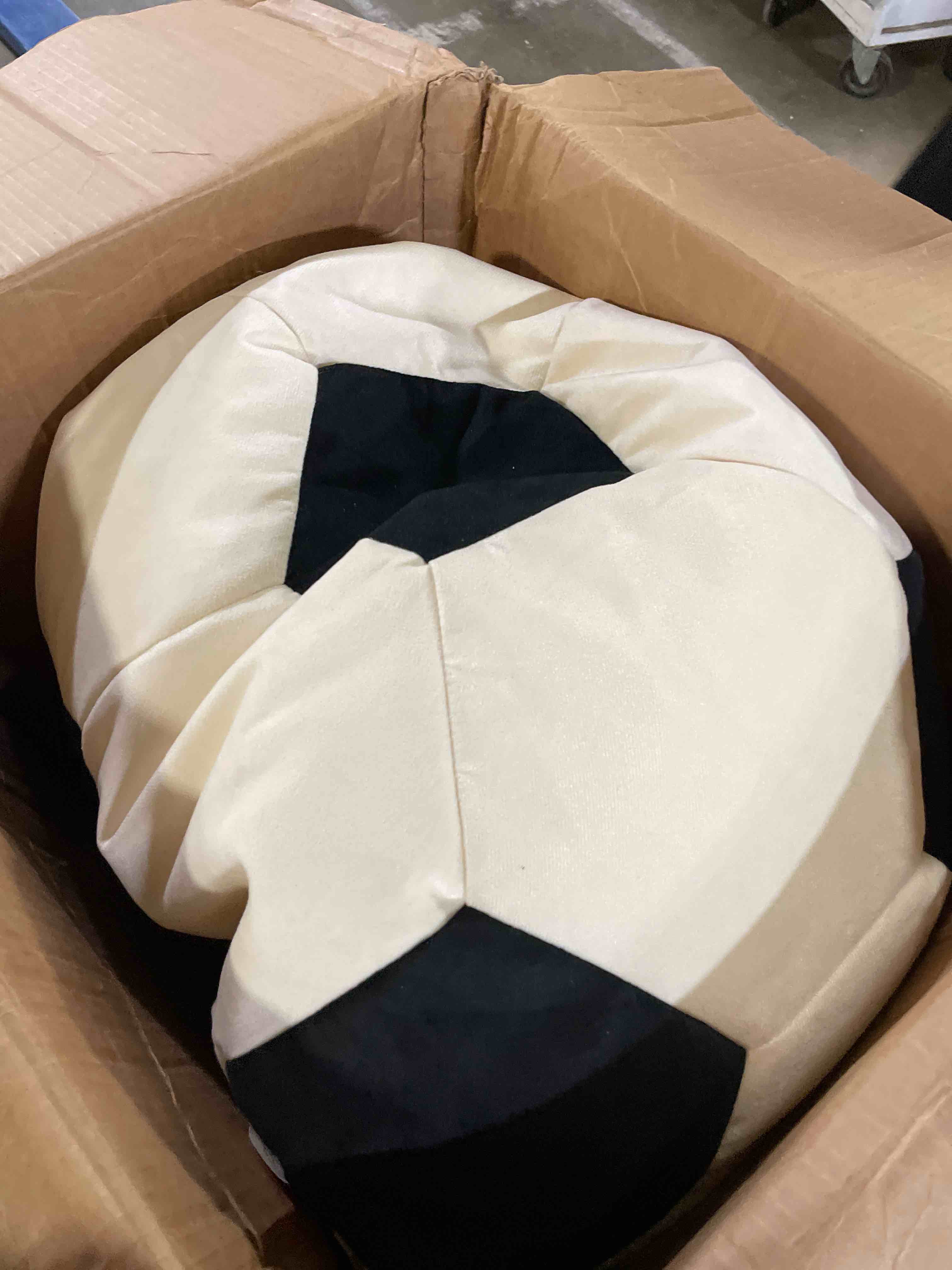 Condition photo showing Good Condition for Big Joe Sports Ball Child-Sized Bean Bag Chair, Soccer Ball Plush, Soft Polyester, 2.5 feet Soccer Ball Single Sports Balls
