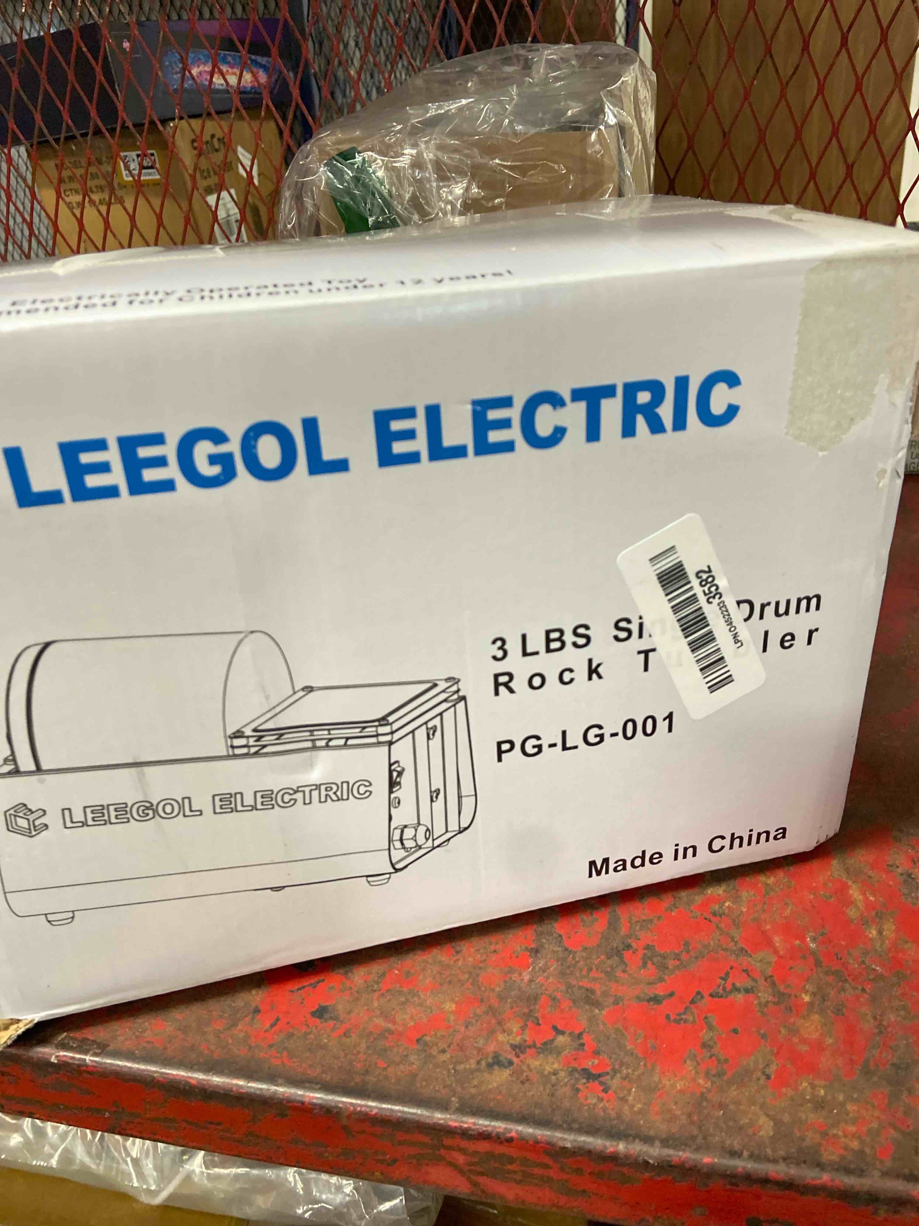 Condition photo showing Good Condition for Leegol Electric Rock Tumbler Machine - Single Drum 3LB Rock Polisher (Single Barrel)