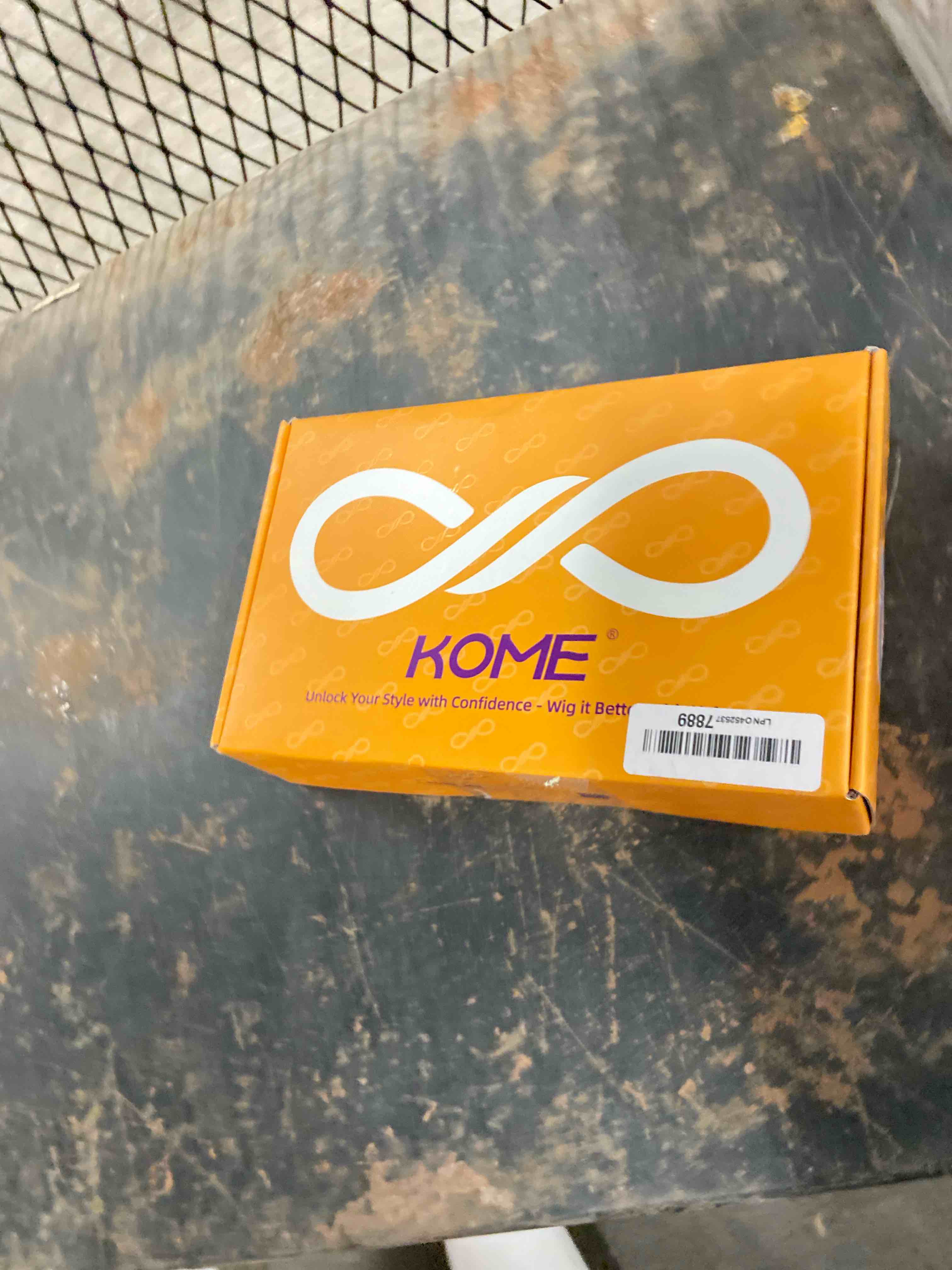 Condition photo showing New/Like New for Ash Blonde Highlight Synthetic Lace Front Wig,13x4 HD Lace Layered Wave Glueless Wigs for Women Daily Use 26IN