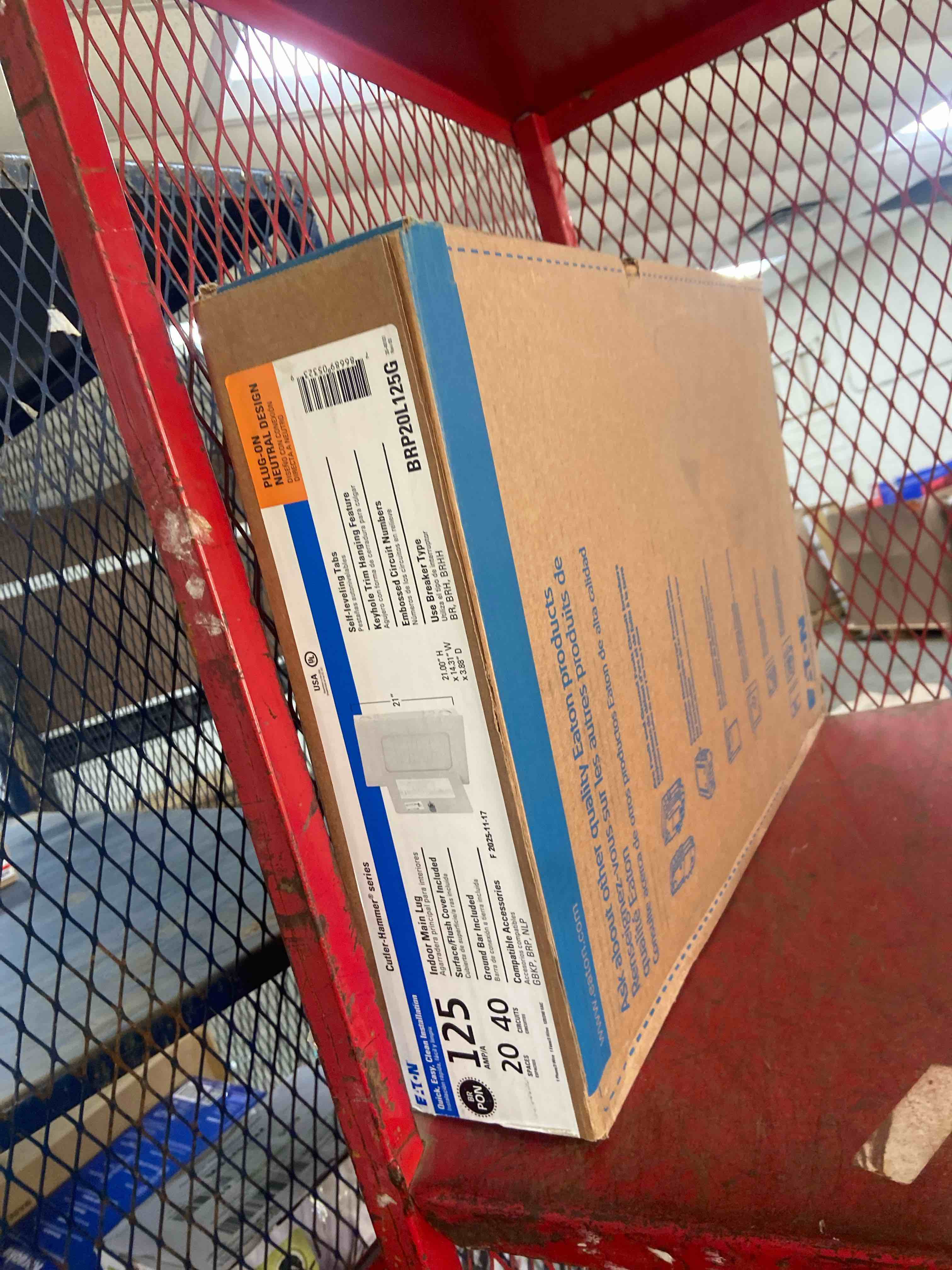 Condition photo showing New/Like New for Eaton BRP20L125G Type BR Single-Phase Loadcenter Box - 125A