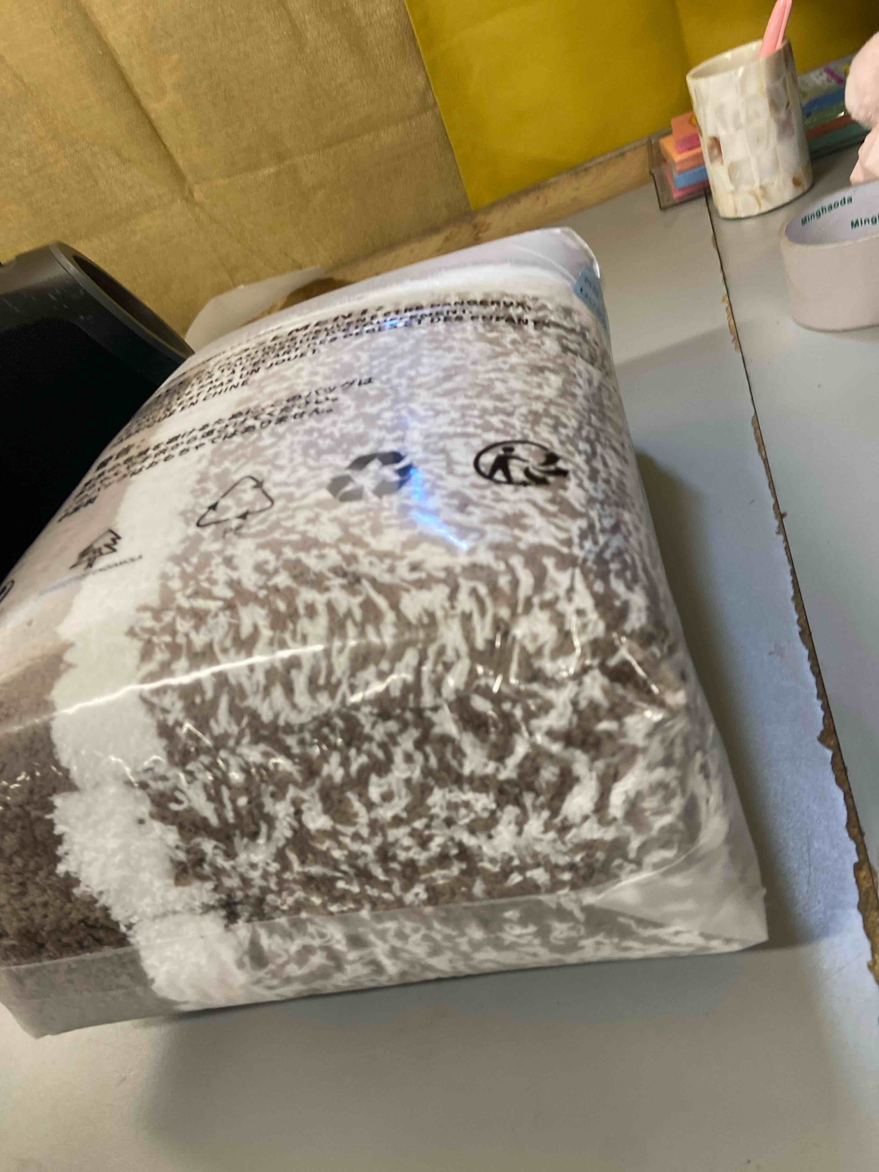 Condition photo showing New/Like New for 4 Piece Soft Absorbent Microfiber Bath Rug Set with Non- Slip Backin