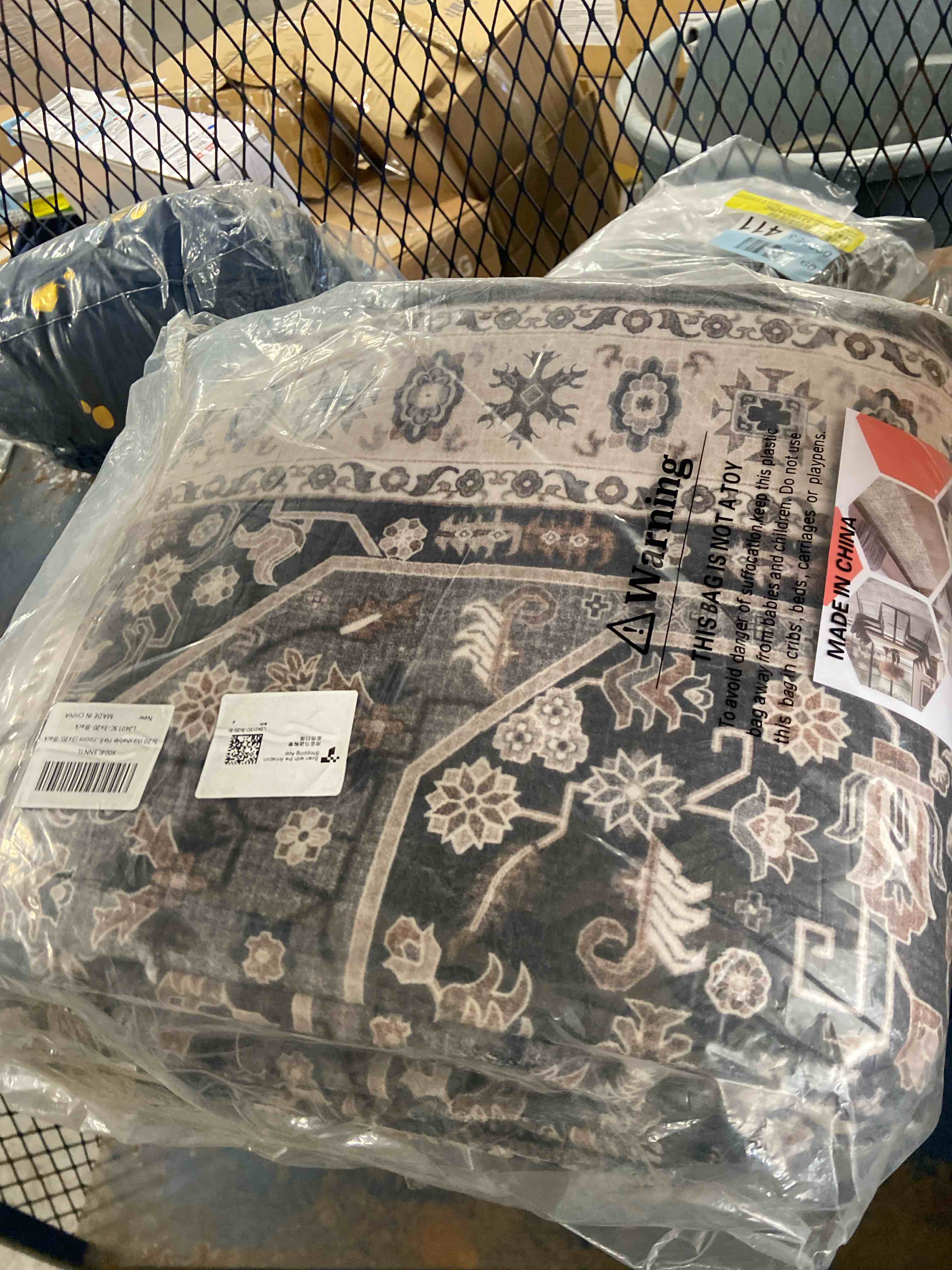 Condition photo showing New/Like New for 3x20 Washable Hallway Runner Rug - Hallway Rugs with Non Slip Backing Vintage Distressed Mats Soft Kitchen Carpets Extra Long Room Floor Carpet for Living Room Dining Room Bedroom (3x20, Black) 3' x 20' (Runner) Black