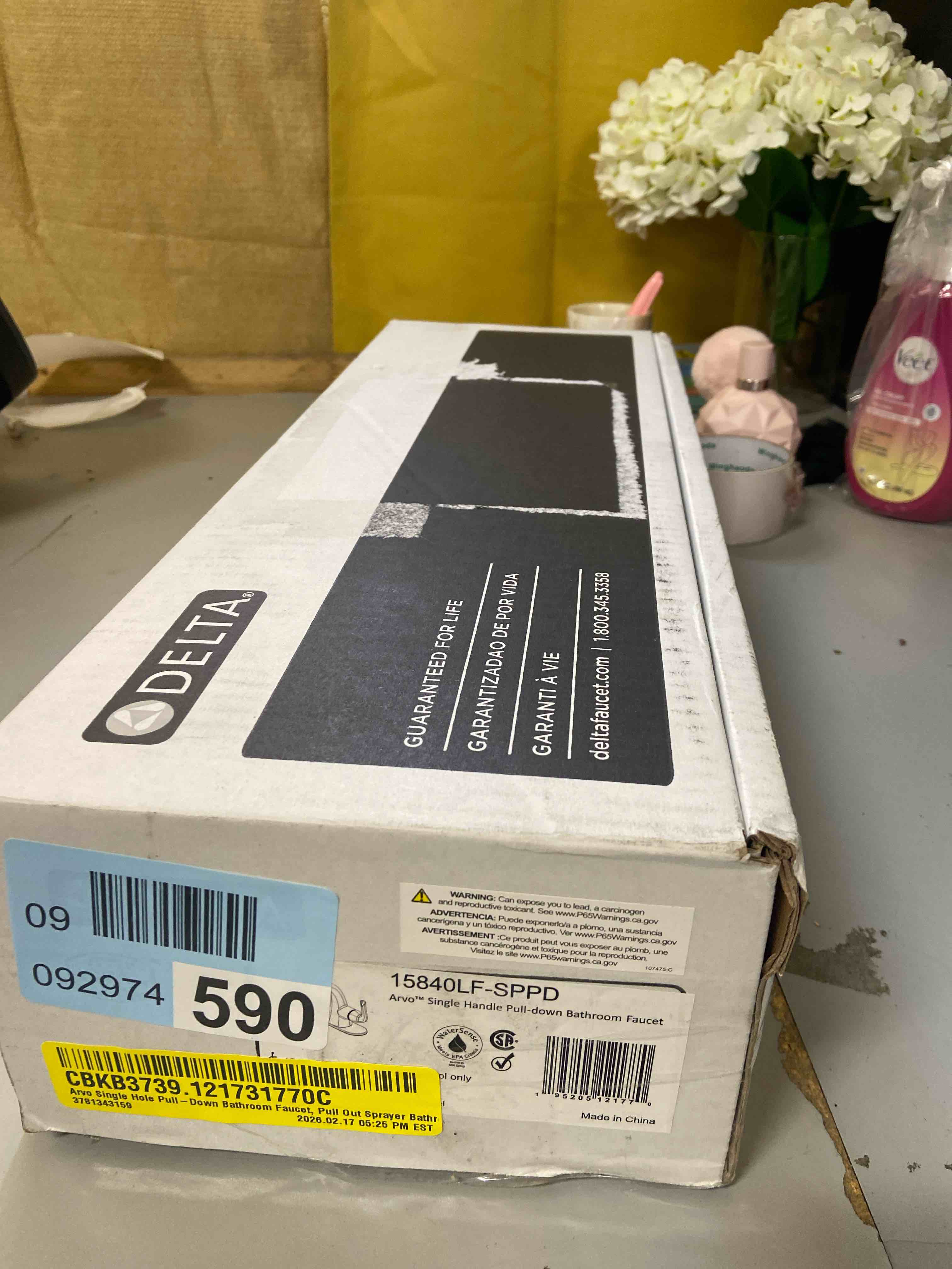 Condition photo showing Good Condition for Delta Arvo 1 Hole Pull Down Bathroom Faucet with Sprayer, Brushed Nickel Single Hole Bathroom Sink Faucet with Pull Out Sprayer for Vanity, Push-Pop Drain, SpotShield Stainless 15840LF-SPPD SpotShield Brushed Nickel Pull-Down Spout