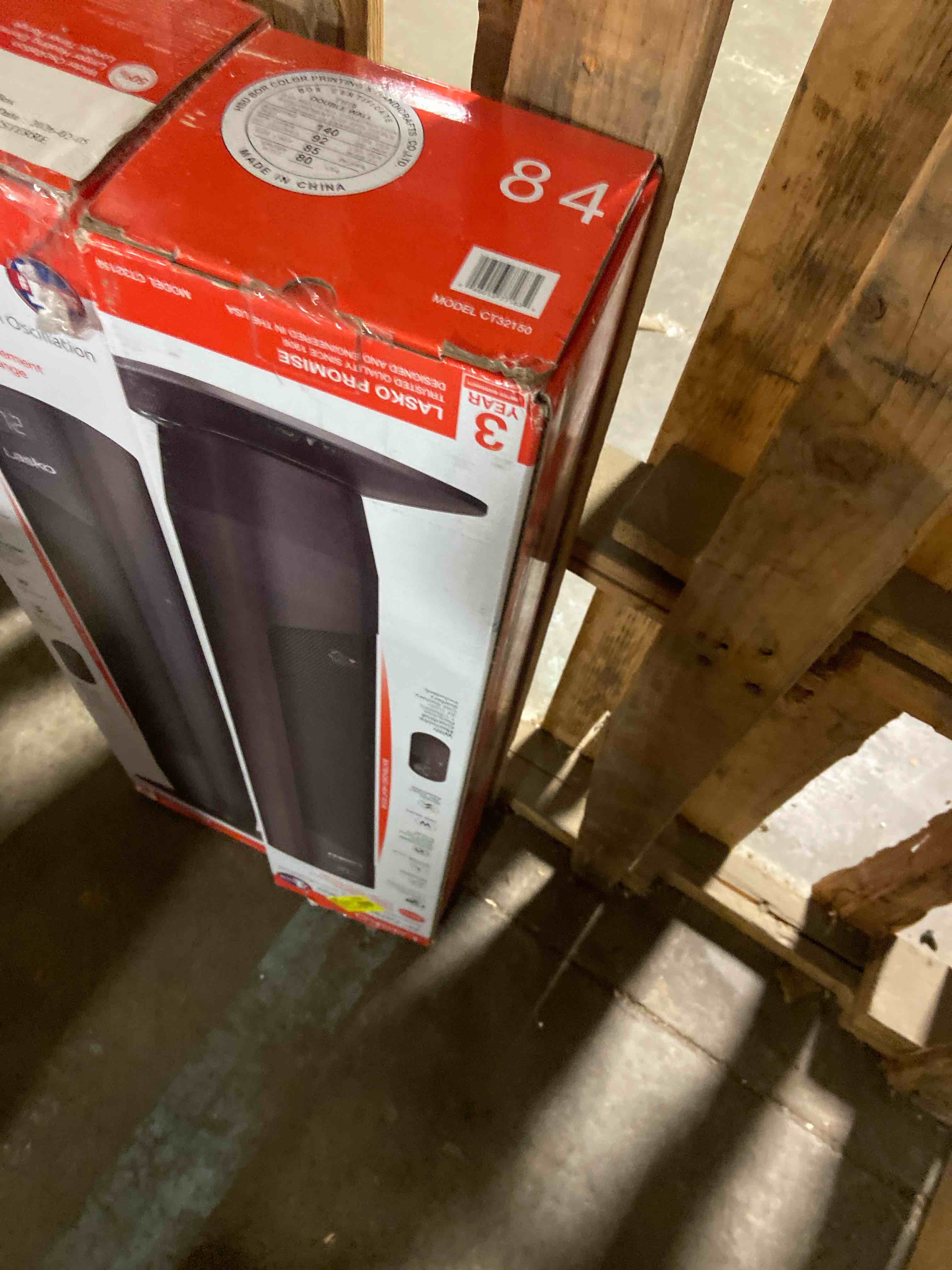 Condition photo showing Good Condition for Lasko 32  Oscillating Ceramic Tower Space Heater with Remote