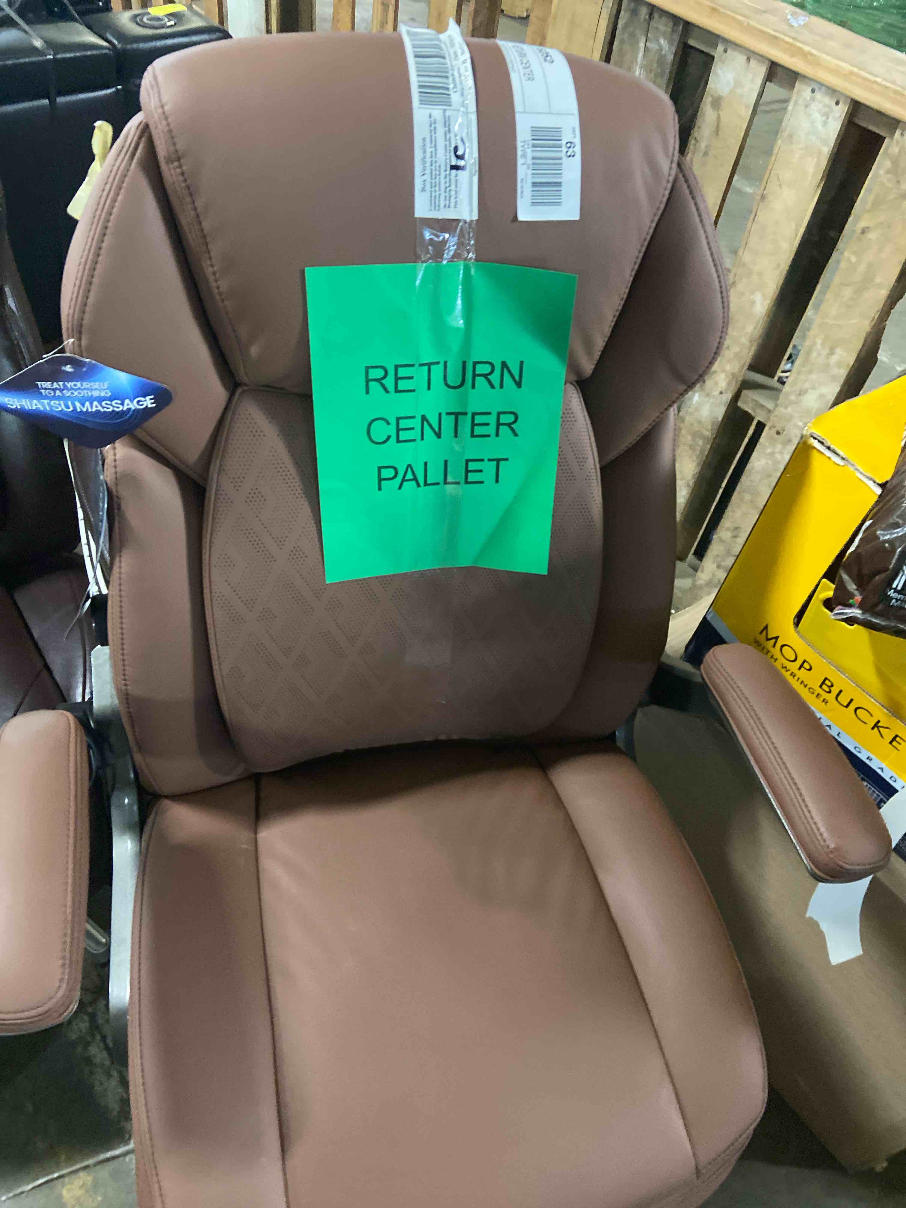 Condition photo showing New/Like New for Shaquille O’Neal Corydon Shiatsu Massage Chair with Heat and Flip Up Arms