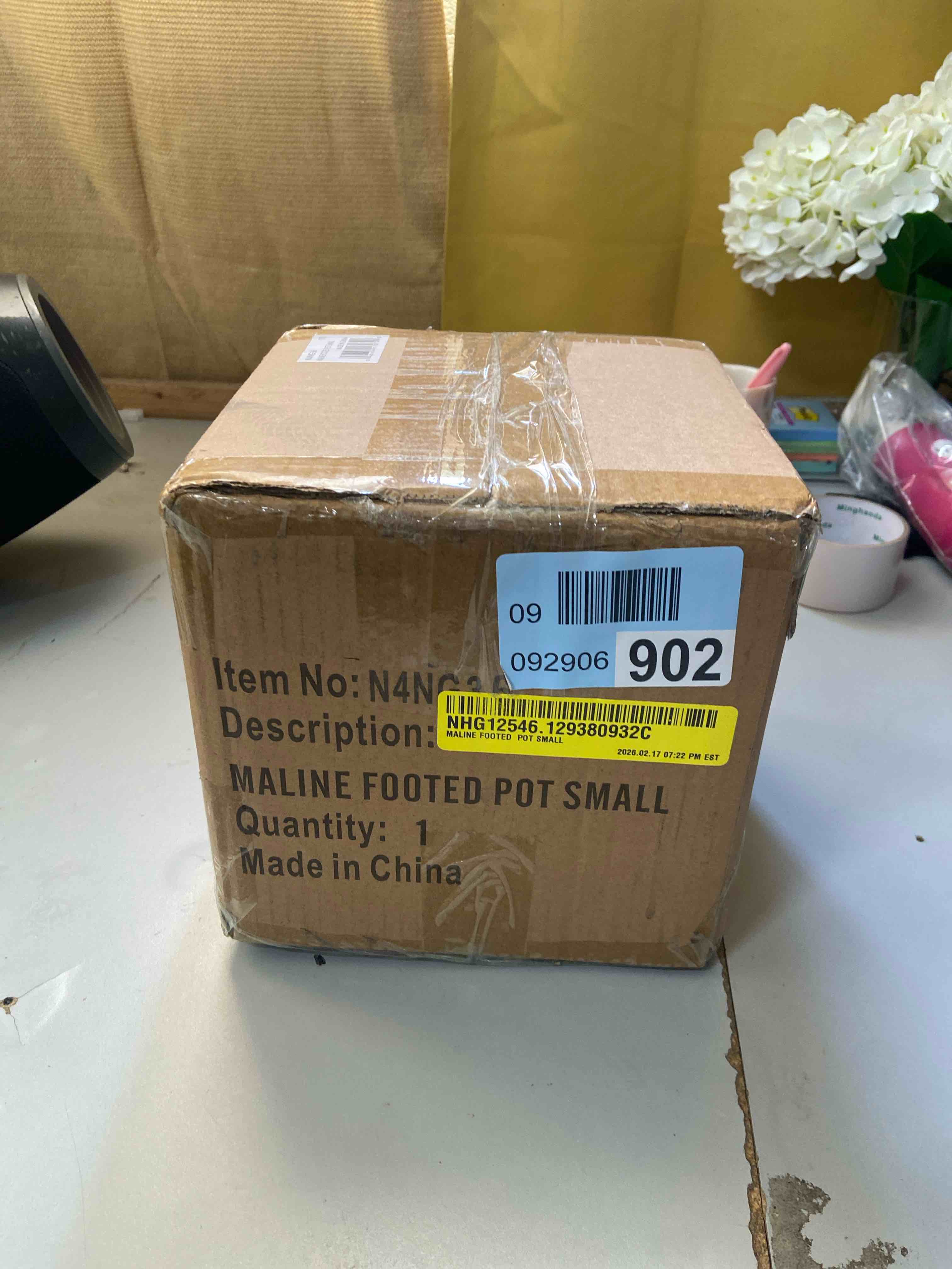Condition photo showing New/Like New for Napa Home & Garden - Elegant Blue Ceramic Plant Pot with Scalloped Design, 8-Inch Diameter