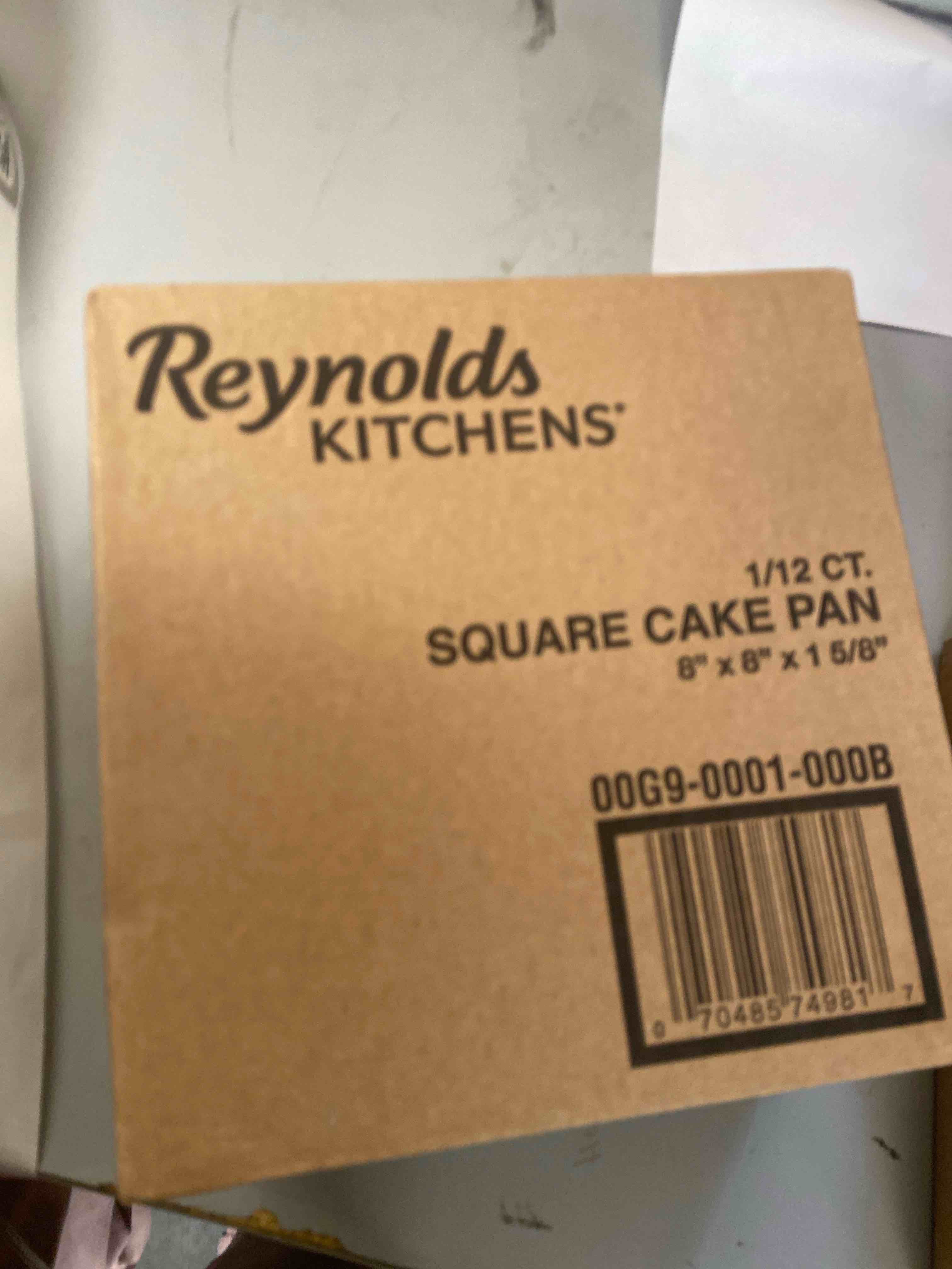 Condition photo showing New/Like New for Reynolds Kitchens Aluminum 8  x 8  Cake Pans with Lids (12 ct.)