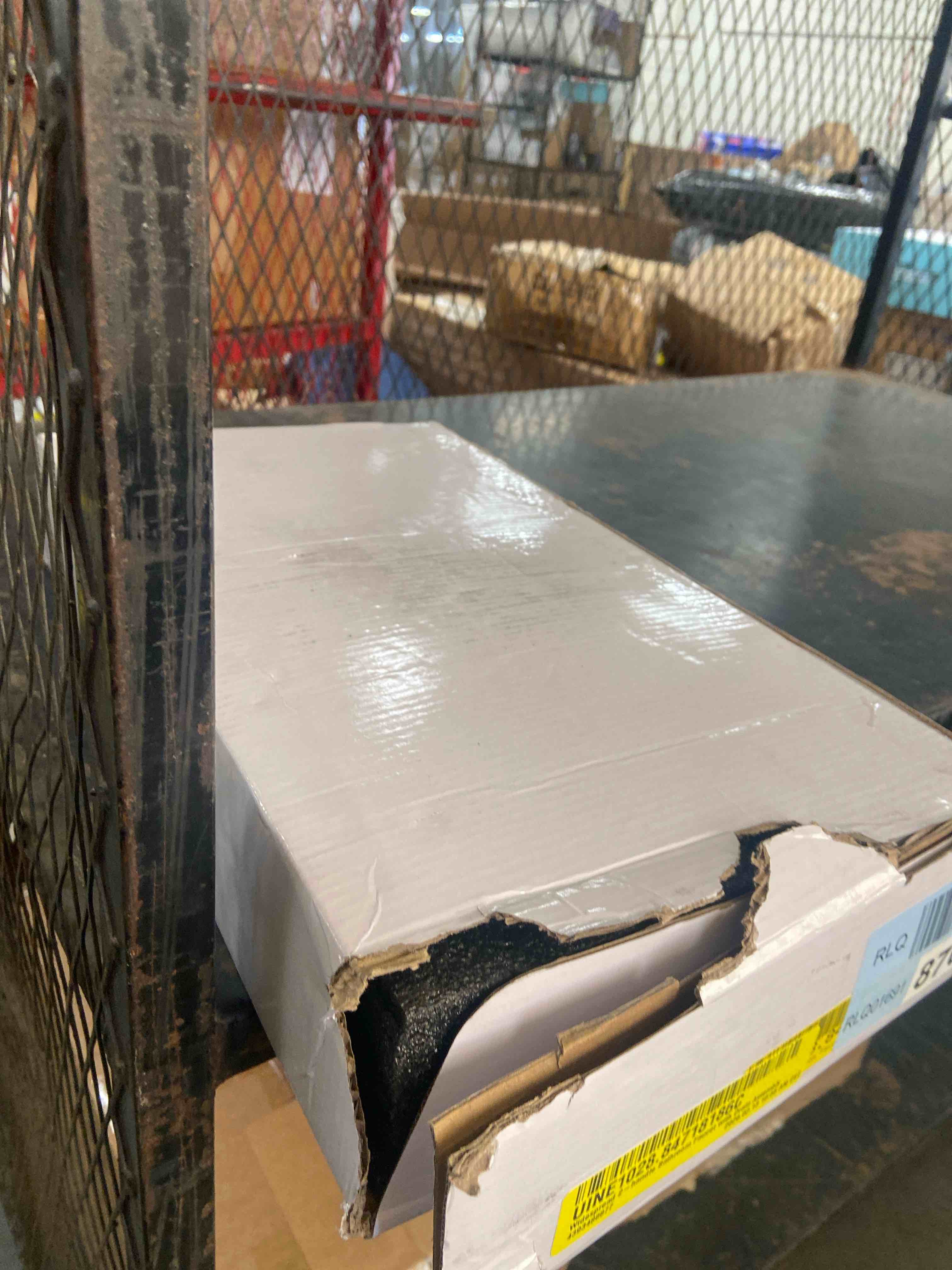 Condition photo showing New/Like New for Widespread 2-handle Bathroom Faucet with Drain Assembly