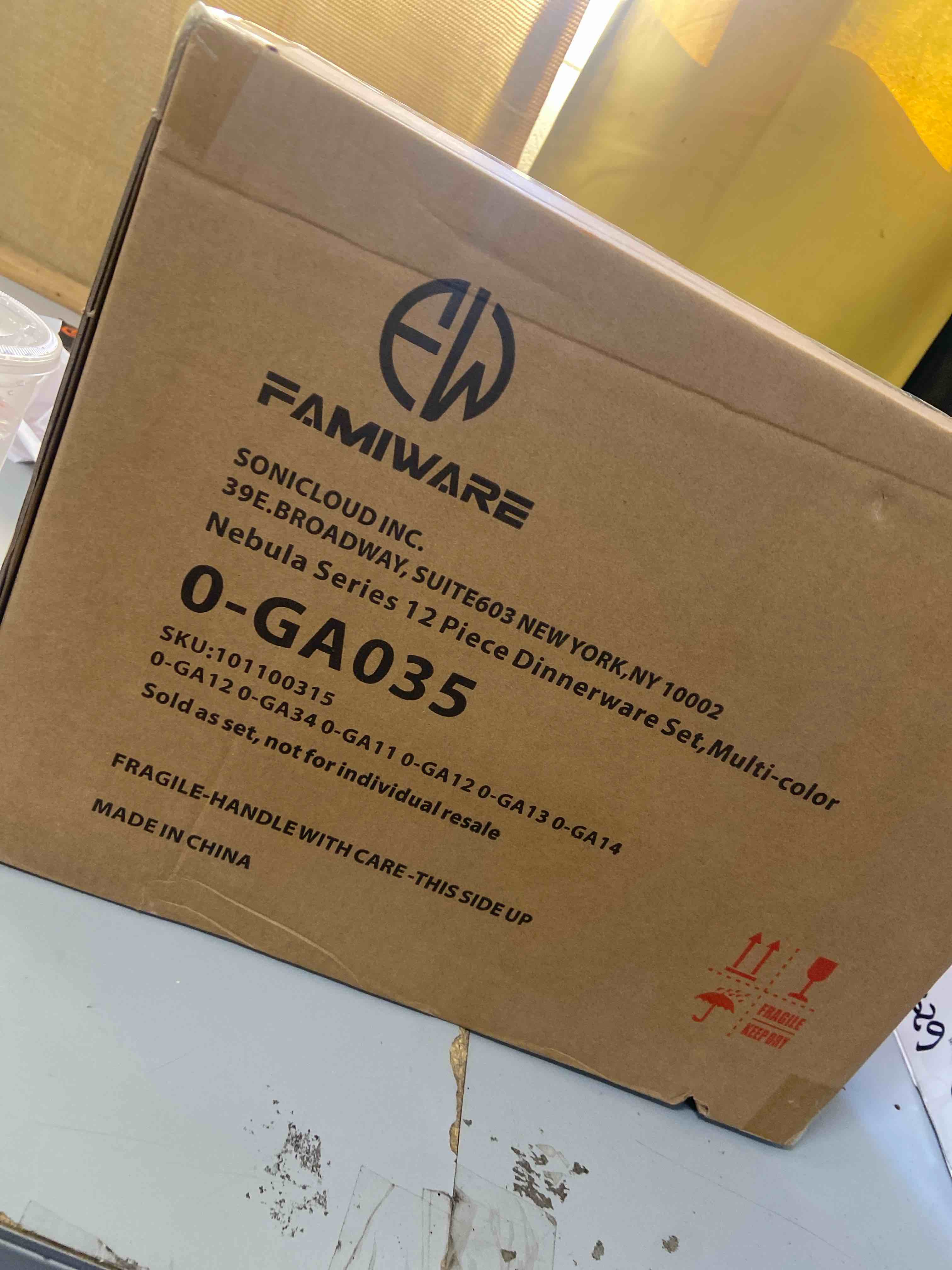 Condition photo showing New/Like New for Famiware Plates and Bowls Set, 12 Pieces Dinnerware Sets, Dishes Set for 4, Multi-color…