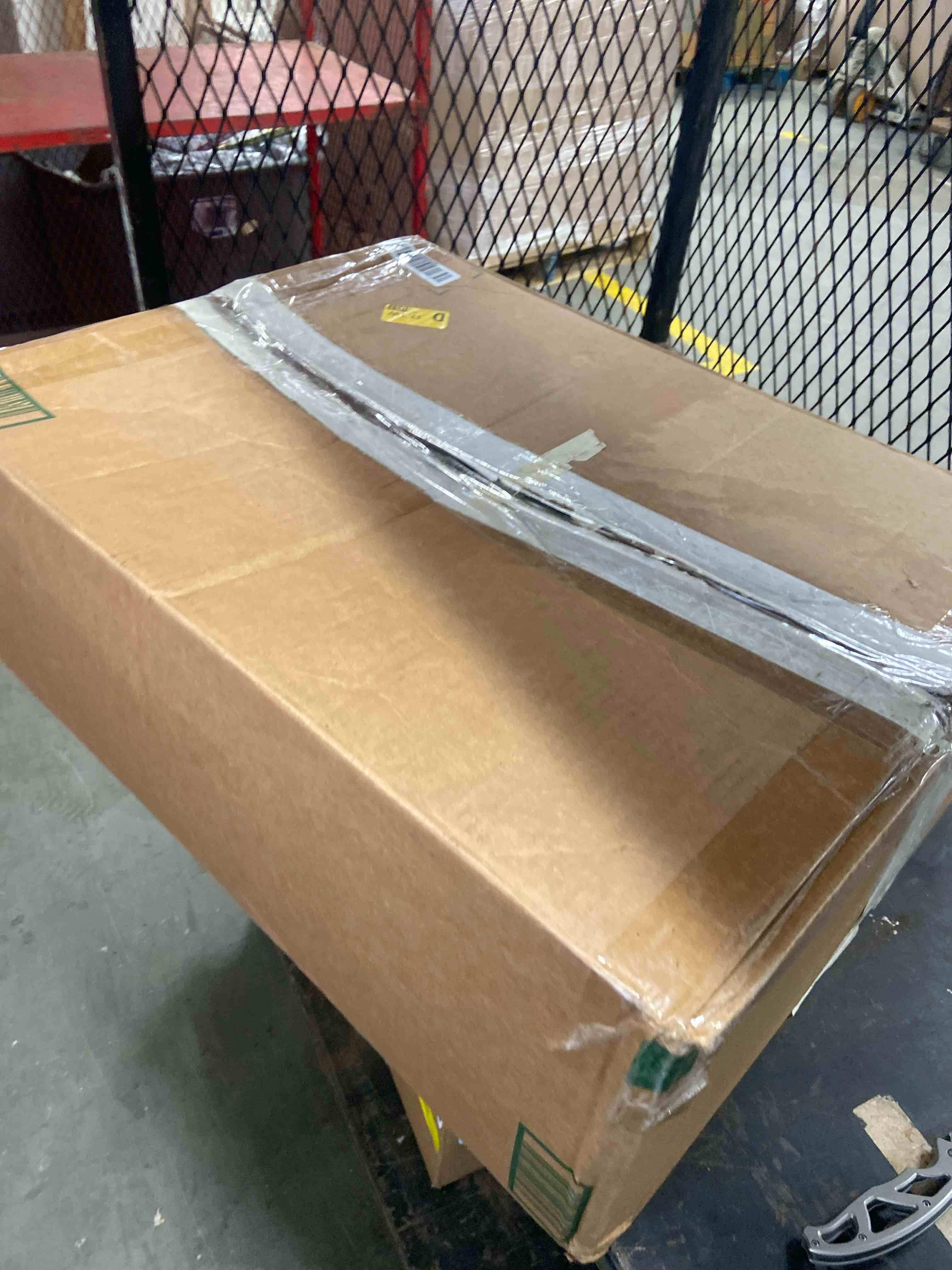 Condition photo showing New/Like New for EverGrace Ultra Soft Luxury Fluffy Faux Rabbit Fur Throw Blanket, Thick Warm Bubble Throw for Bed, Cozy Plush Reversible Blankets for Couch, Chair, Sofa, Ivory White, 60x80 Inches Ivory White 60"x80"