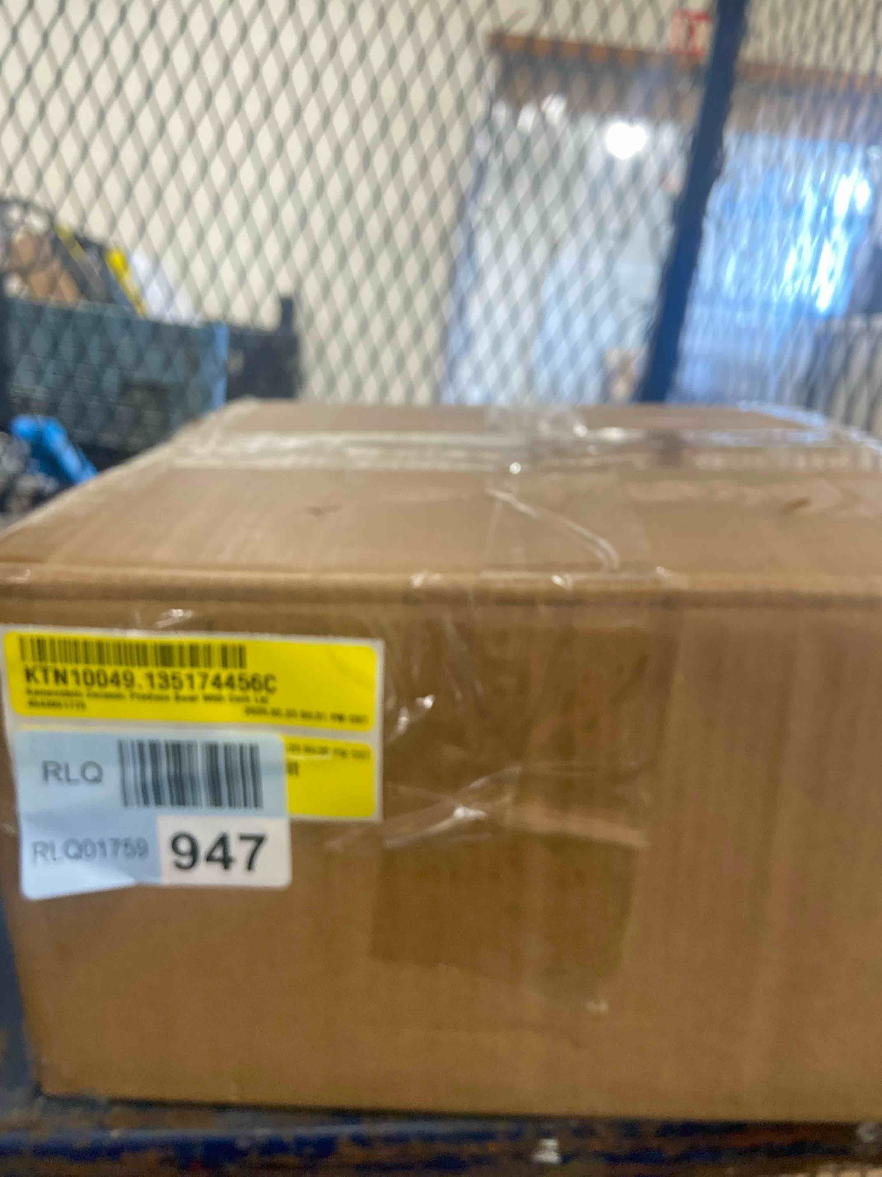 Condition photo showing New/Like New for Kamenstein Ceramic and Cork Large Breathable Produce Bowl with Lid to Naturally Extend Produce Freshness, Natural Cork and Black Ceramic