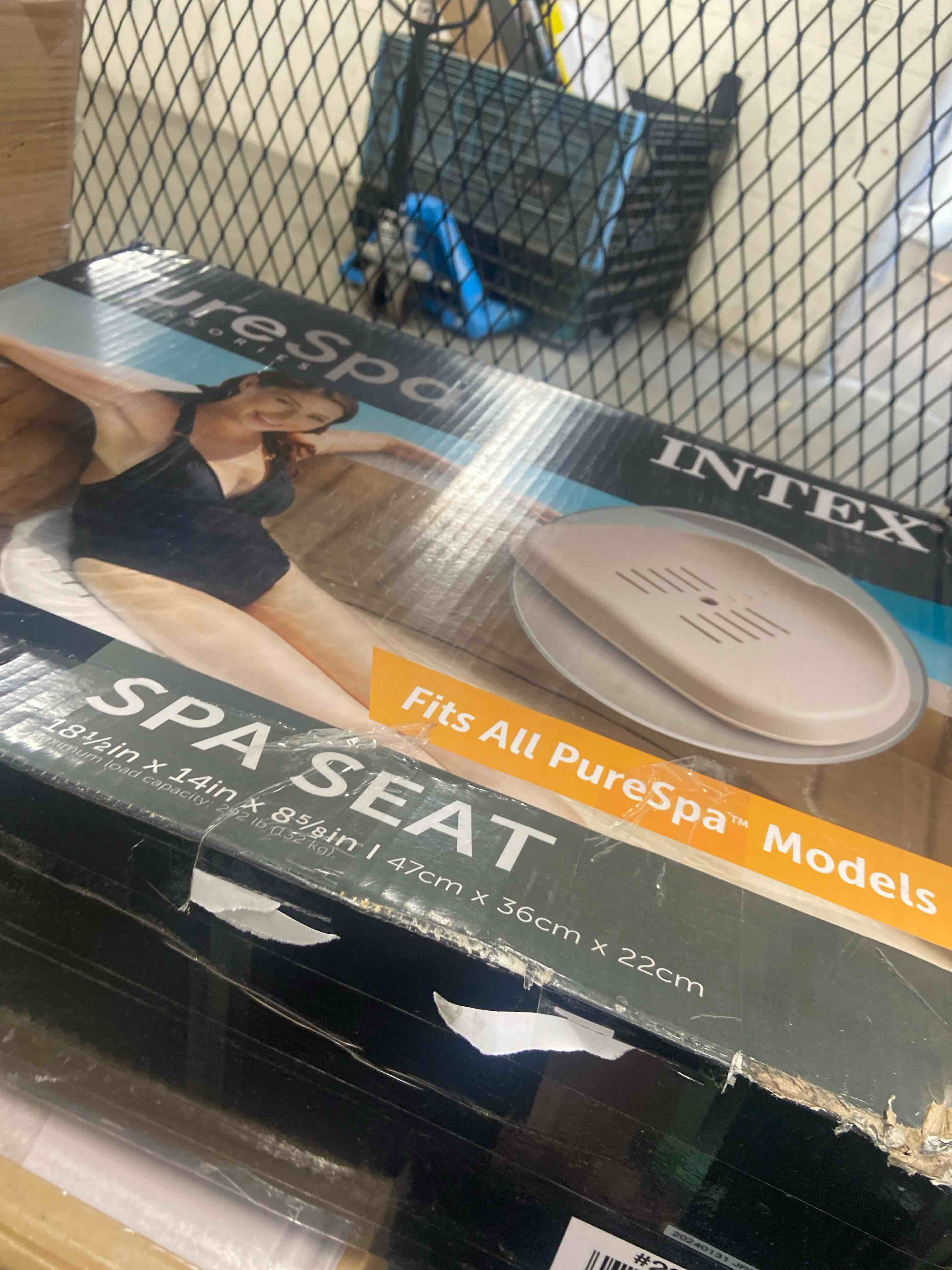 Condition photo showing Good Condition for Intex 28502E PureSpa Slip Resisting Removable Countoured Inflatable Hot Tub Spa Seat Accessory with Adjustable Height for All PureSpa Models, Beige