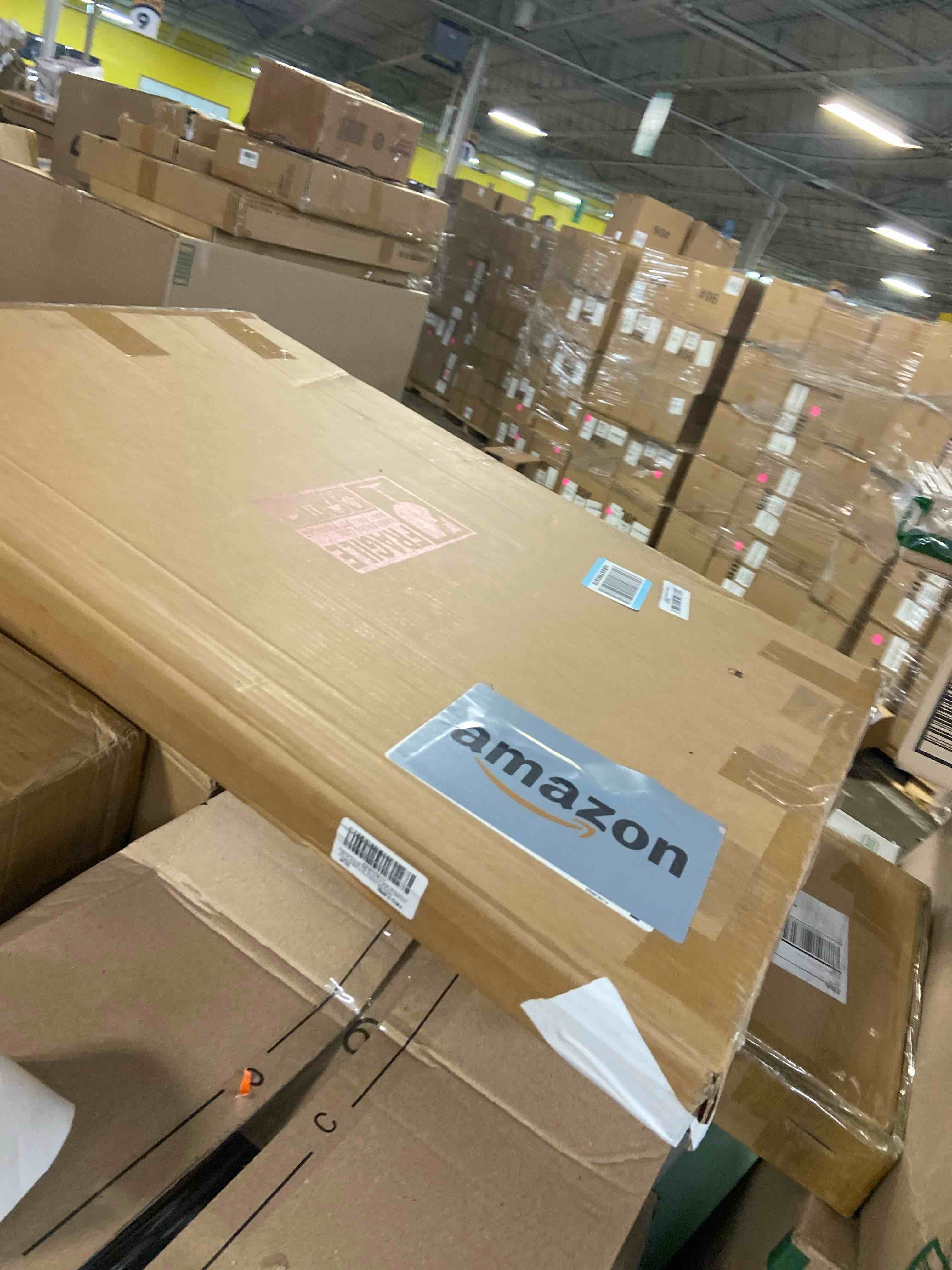 Condition photo showing New/Like New for AAZZKANG Rectangular Wall Mirror Decorative Wood Framed Mirrors Large 28"x20" for Farmhouse Bedroom Bathroom Living Room Entryway Hanging Home Decor 28"L x 20"W White