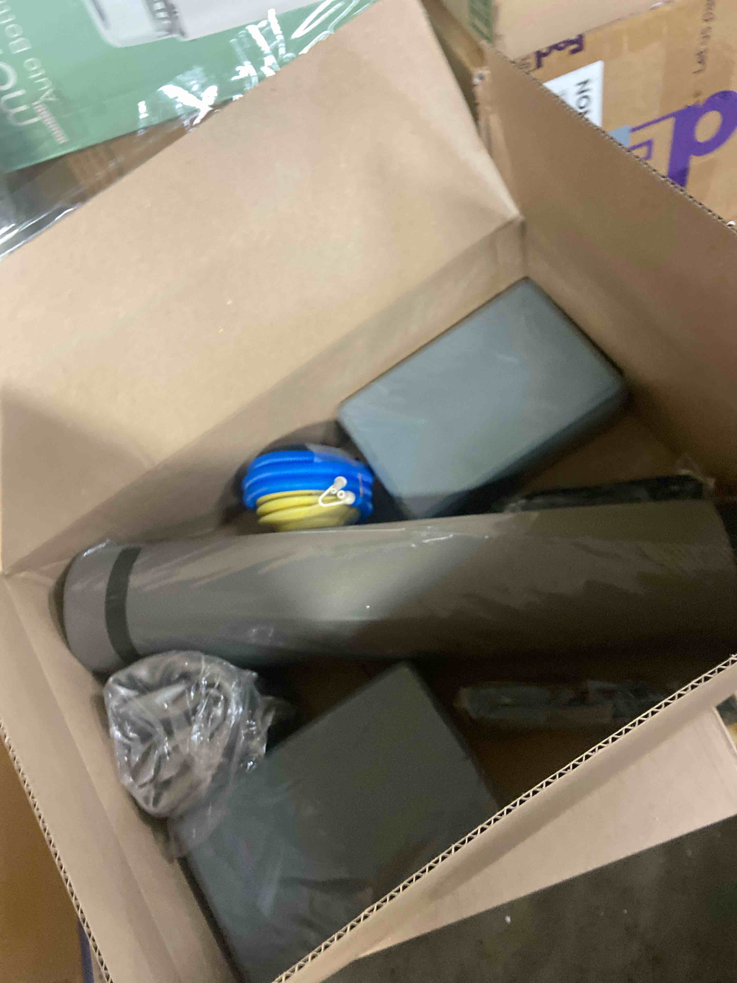 Condition photo showing New/Like New for 10 Pcs Yoga Starter Kit Include Yoga Mat with Carry Strap, 2 Yoga Blocks, Yoga Strap, Yoga Pilates Ball, 5 Resistance Bands with Air Pump Yoga Mat Set and Kit for Beginners Women and Men