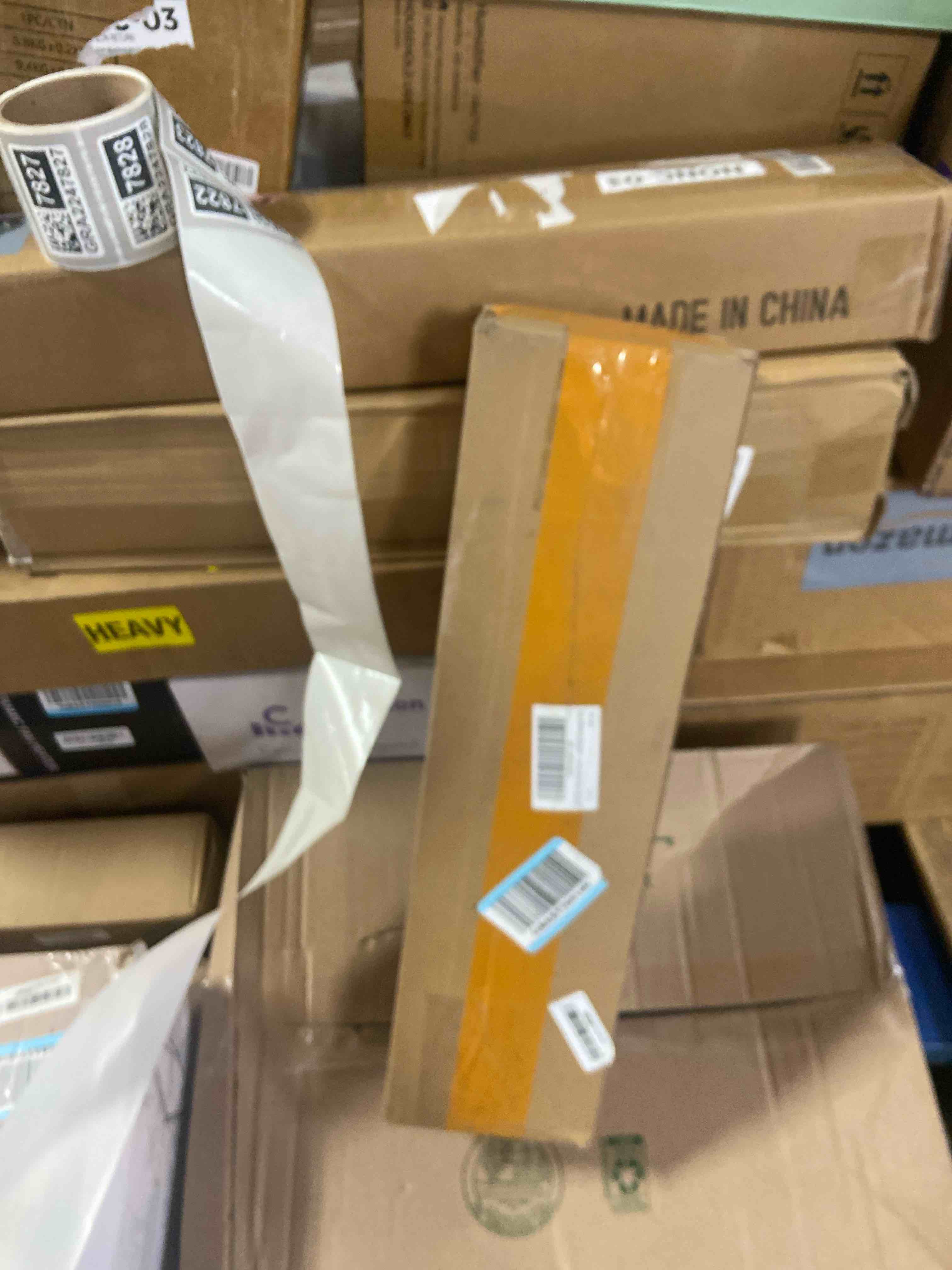 Condition photo showing New/Like New for MOTOKU Pair Front Door Armrest Handle Beige for Chevy Silverado Silverado Tahoe for GMC Sierra Yukon for Cadillac Escalade 2000-2006 Left Driver and Right Passenger Side