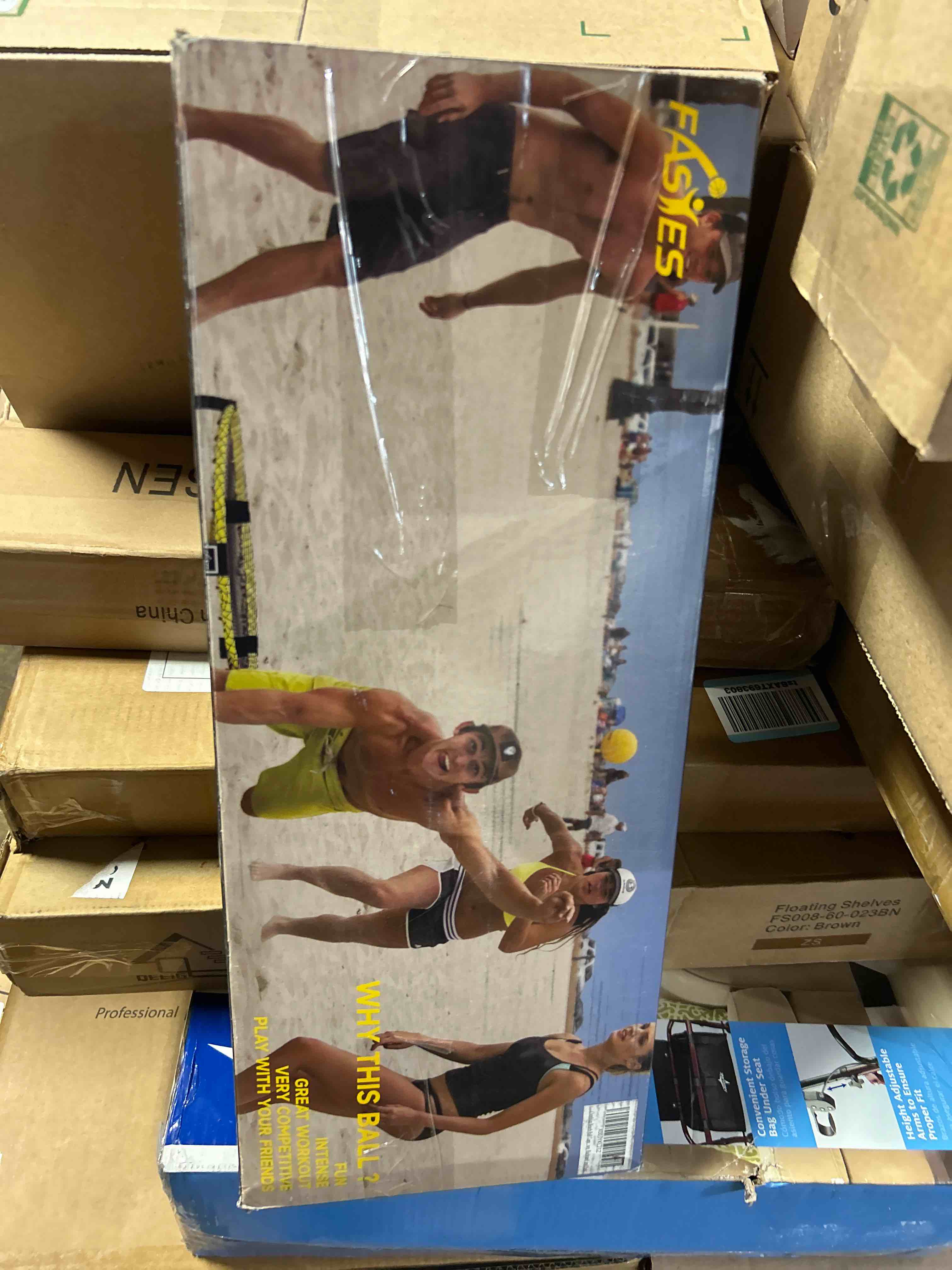 Condition photo showing Good Condition for Outdoor Beach Ball Game Includes 3 Balls, Net and Carrying Bag -Roundnet Game Set for Adults, Kids, and Family - Perfect for Beach, Yard, Lawn, Backyard, and Park Yellow