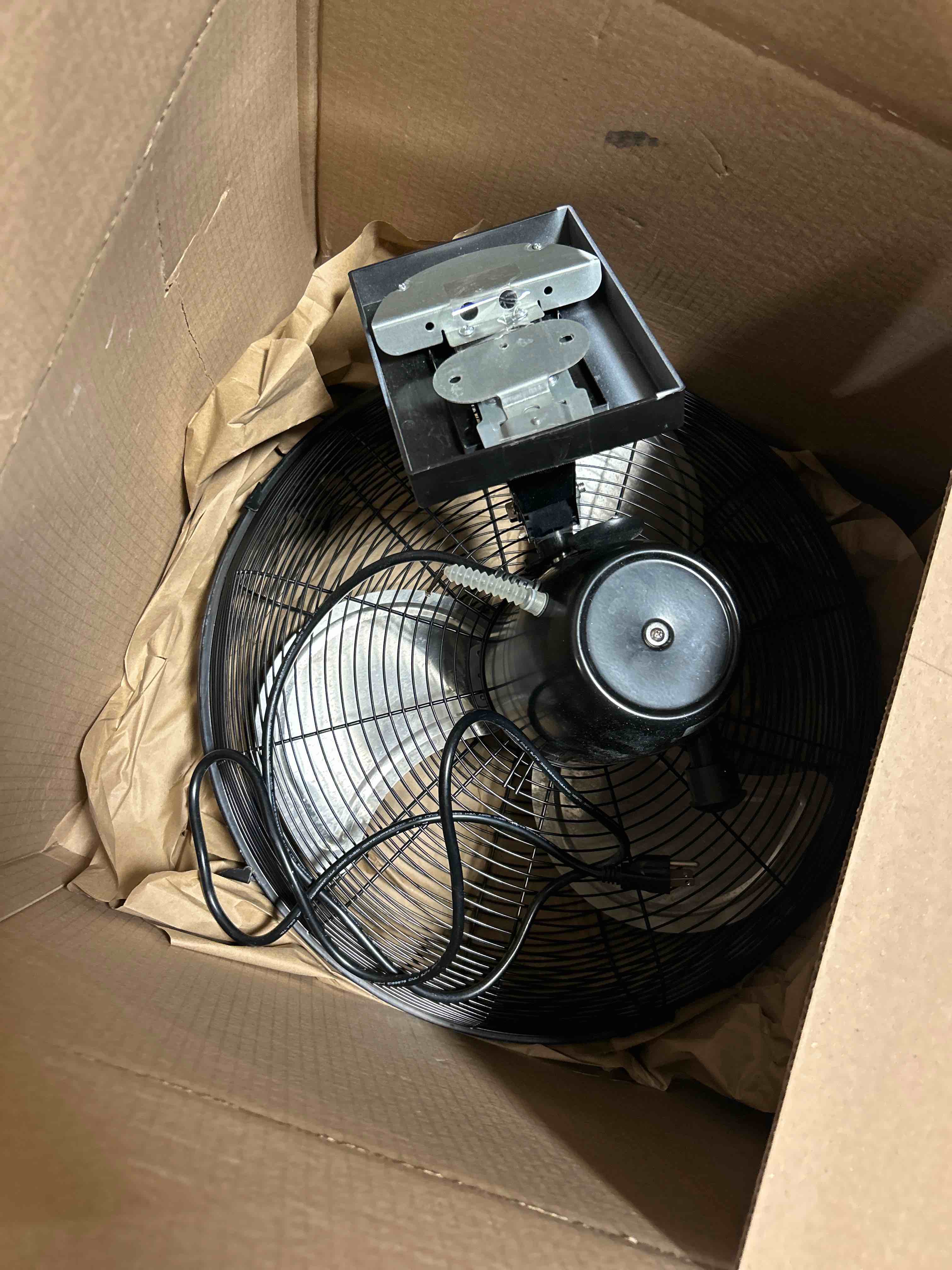 Condition photo showing Good Condition for Maxx Air Wall Mount Fan | 18" Commercial Grade Fan for, Garages, Shop, Barns and Patios for Indoor Use | Easy Operation and Powerful 1,450 CFM | Residential Wall Mount 18" Residential Wall Mount