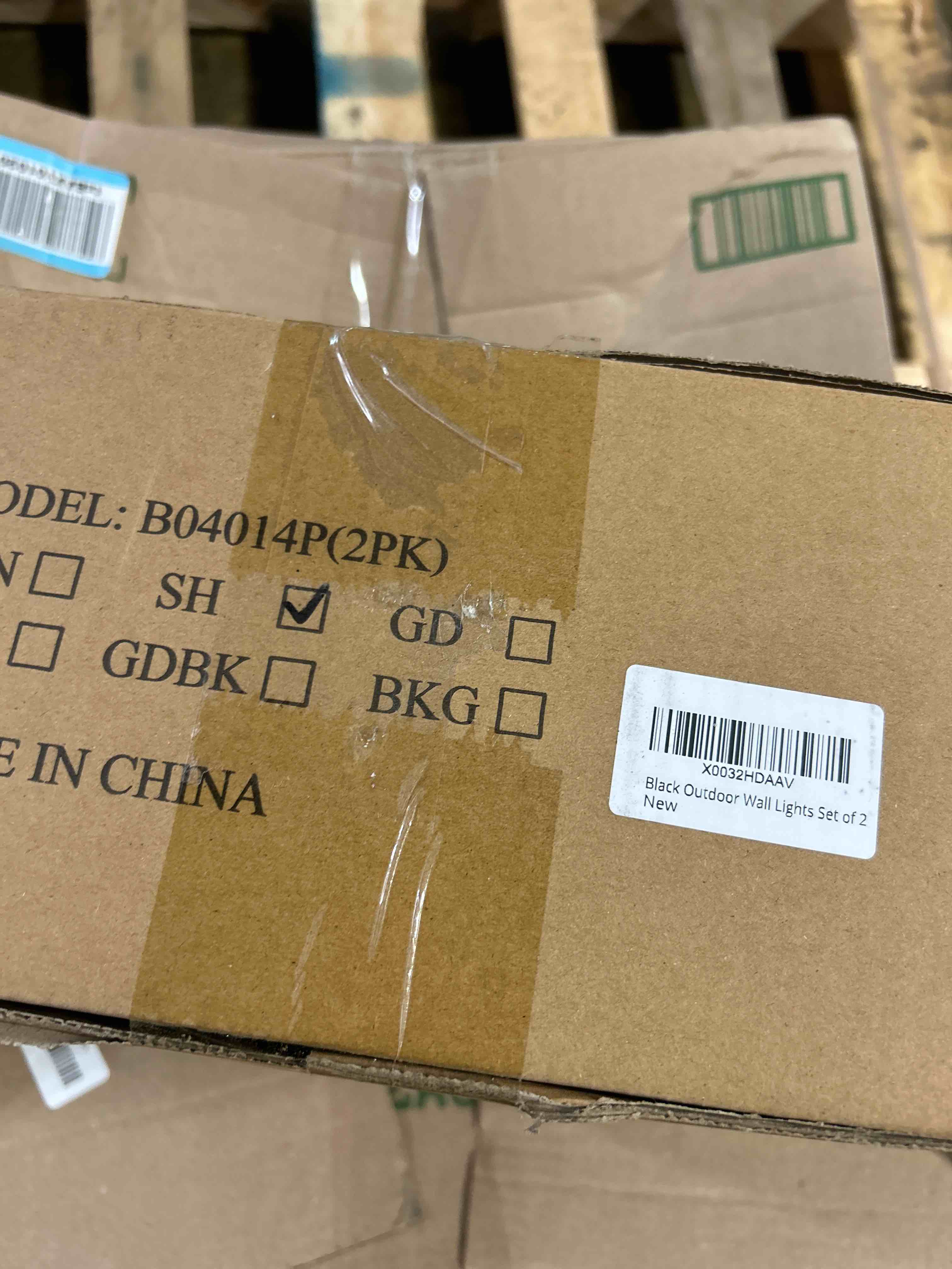 Condition photo showing New/Like New for Set of 2 Wall Sconces for Bathroom, Modern Vanity Light Fixtures, Matte Black Wall Mount Lighting Lanterns, Farmhouse Wall Lights with Clear Glass Shade for Bedroom Living Room Mirror Hallway Kitchen Black 2-Light