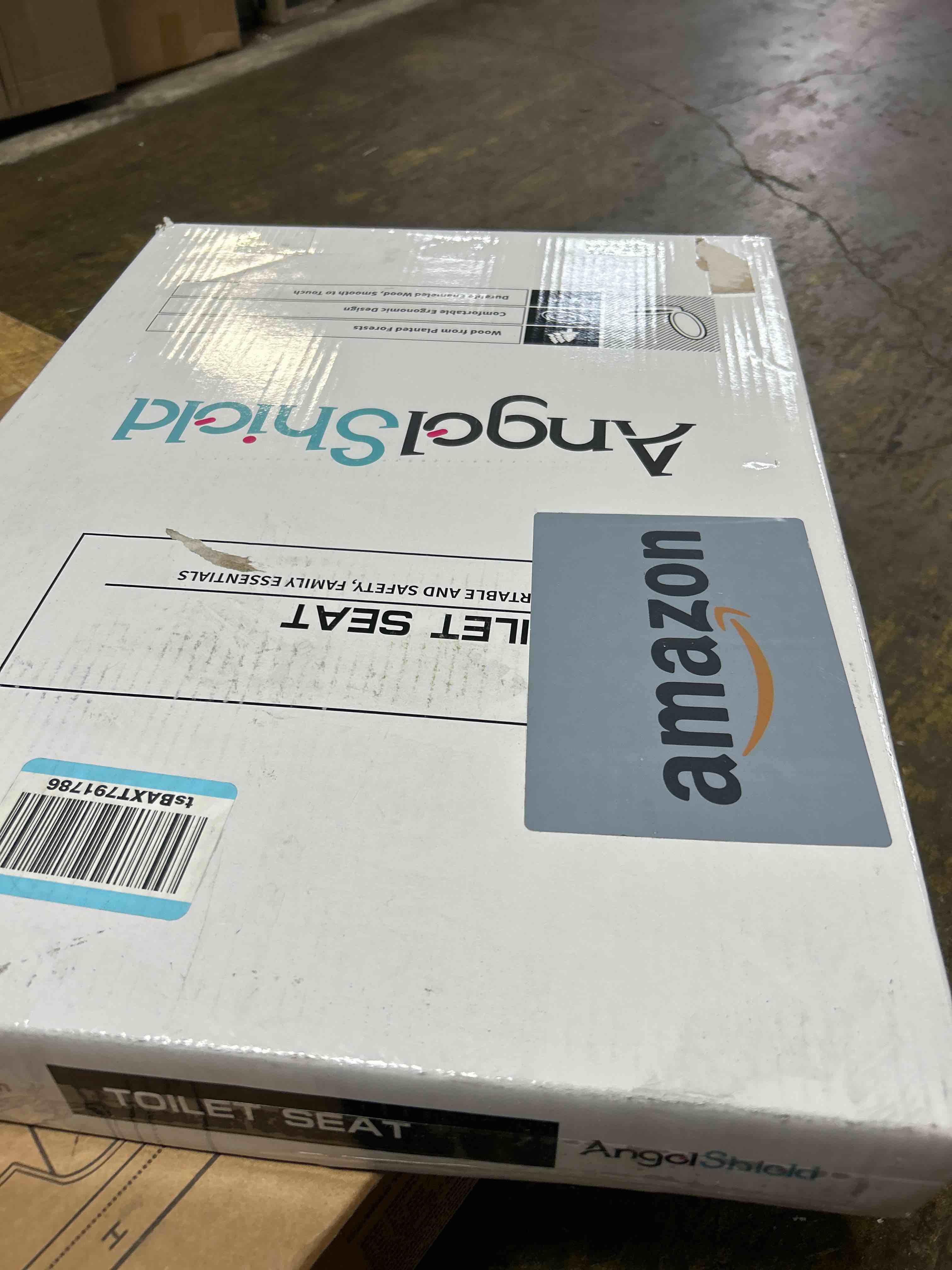 Condition photo showing New/Like New for American Standard 5503A00B.020 Transitional Slow-Close Elongated Front Toilet Seat, White