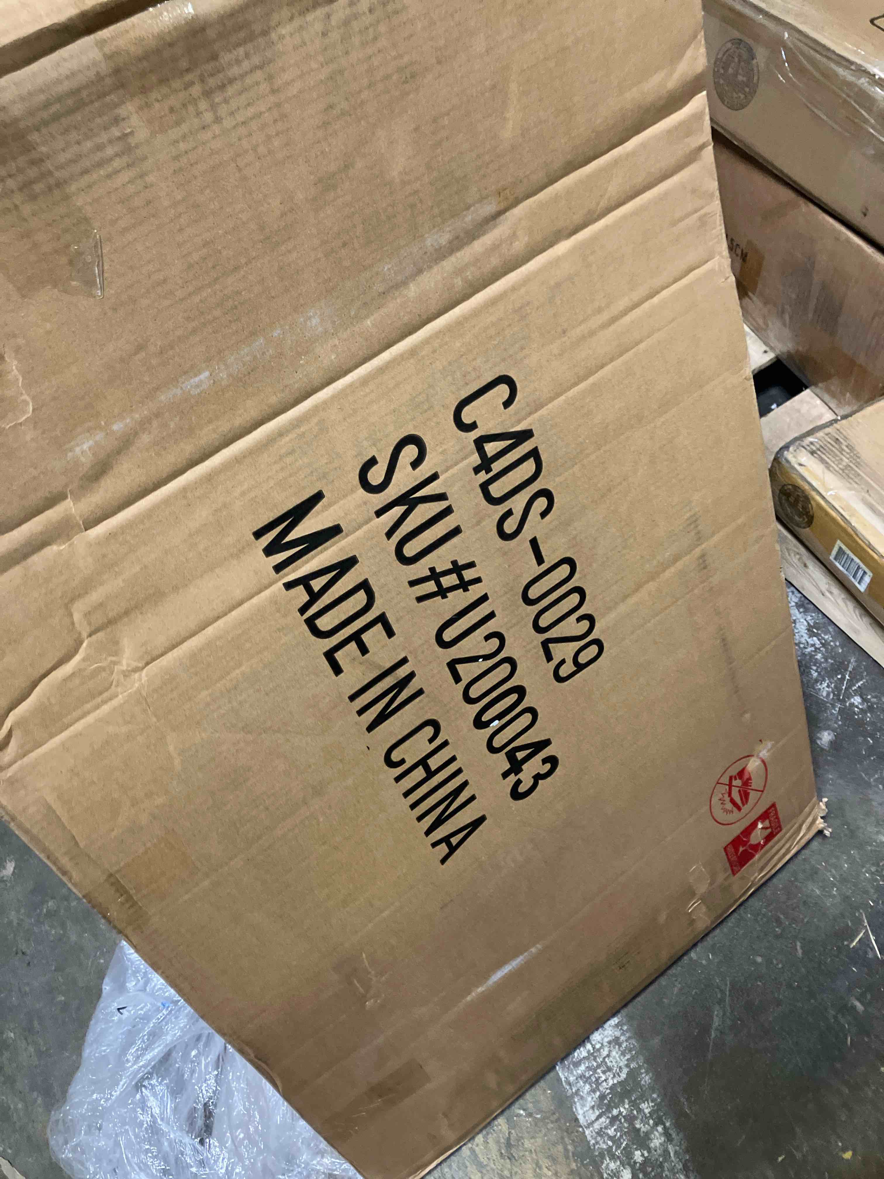 https://s3.amazonaws.com/lotting-images-prod/phillipi/GRA2320466_1743178717343.jpeg